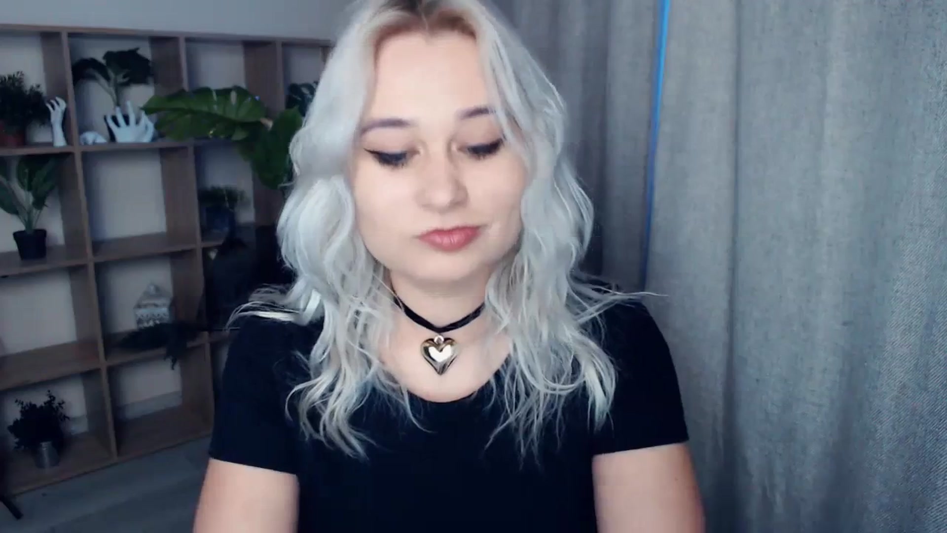 Gallery image thumbnail from Kukla_kolduna's myfreecams stream on, 01/15/2024, 15:06 image 3 of 20