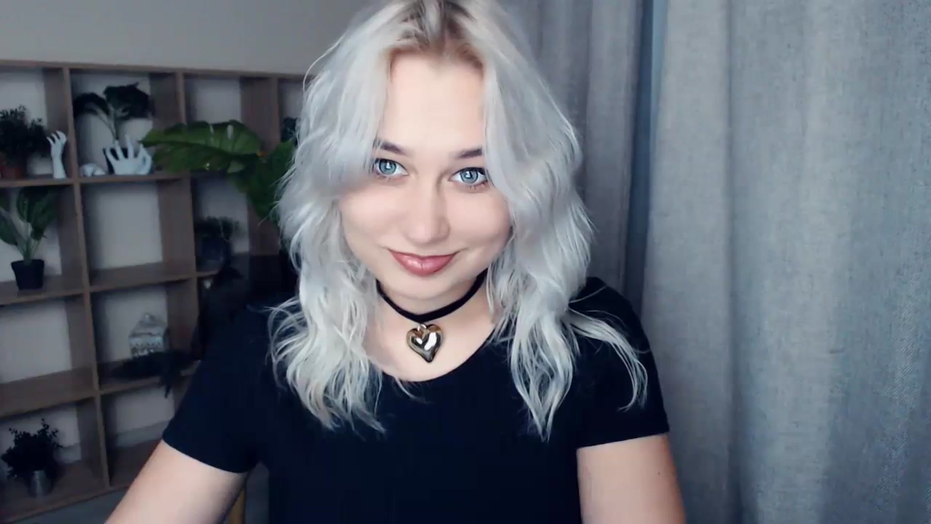 Gallery image thumbnail from Kukla_kolduna's myfreecams stream on, 01/15/2024, 15:06 image 18 of 20
