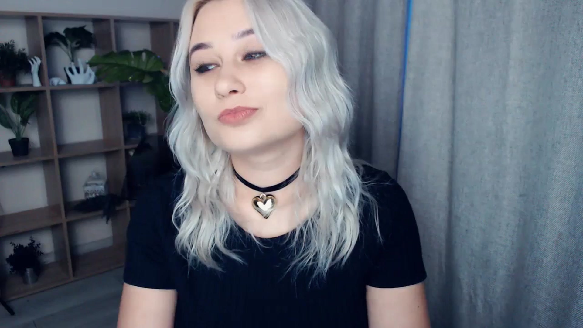 Gallery image thumbnail from Kukla_kolduna's myfreecams stream on, 01/15/2024, 15:06 image 5 of 20