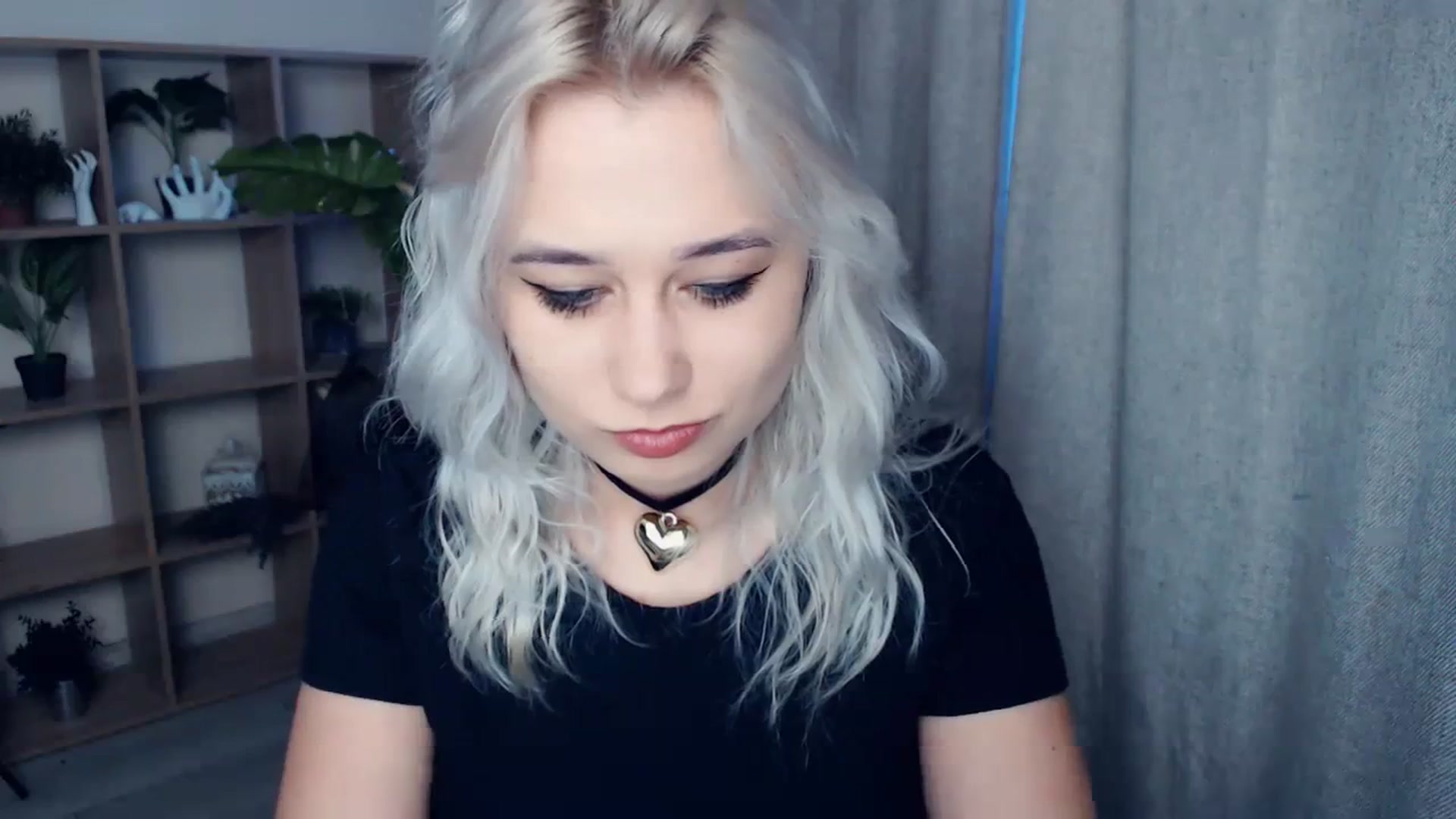 Gallery image thumbnail from Kukla_kolduna's myfreecams stream on, 01/15/2024, 15:06 image 2 of 20