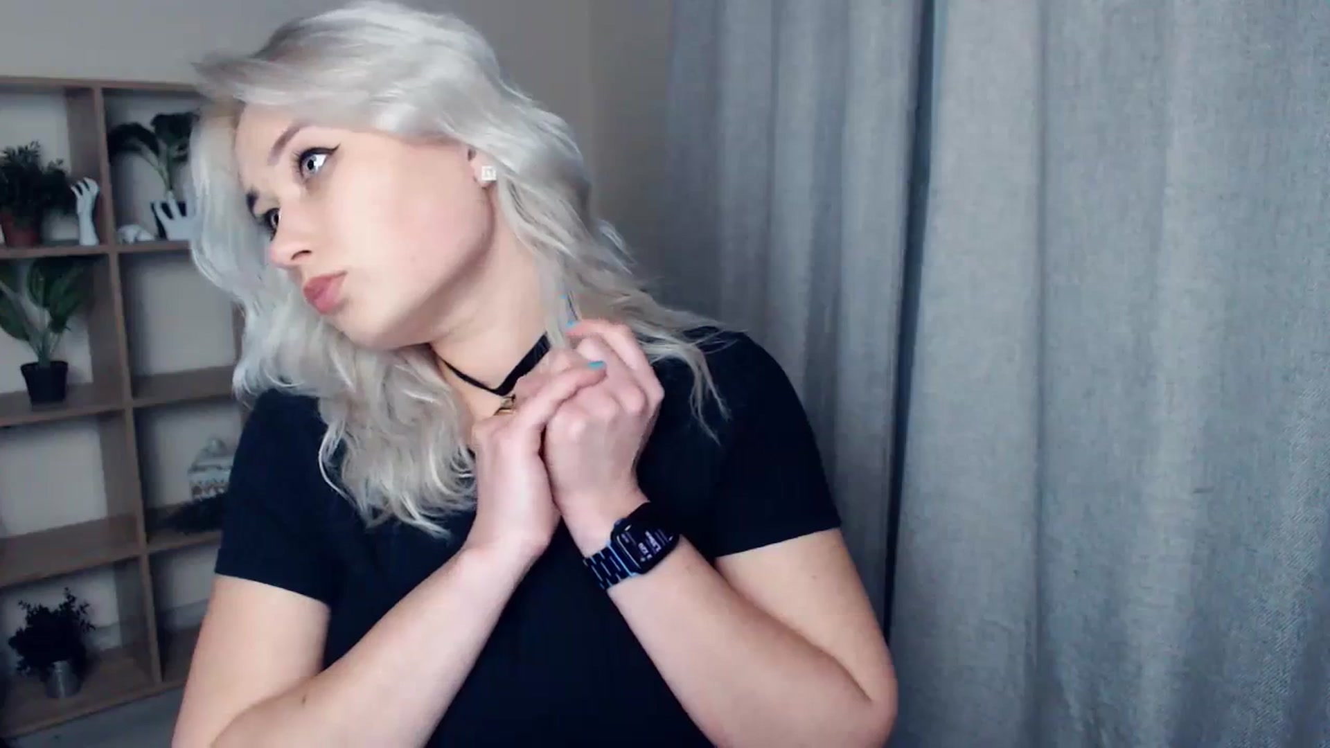 Gallery image thumbnail from Kukla_kolduna's myfreecams stream on, 01/15/2024, 16:28 image 8 of 20