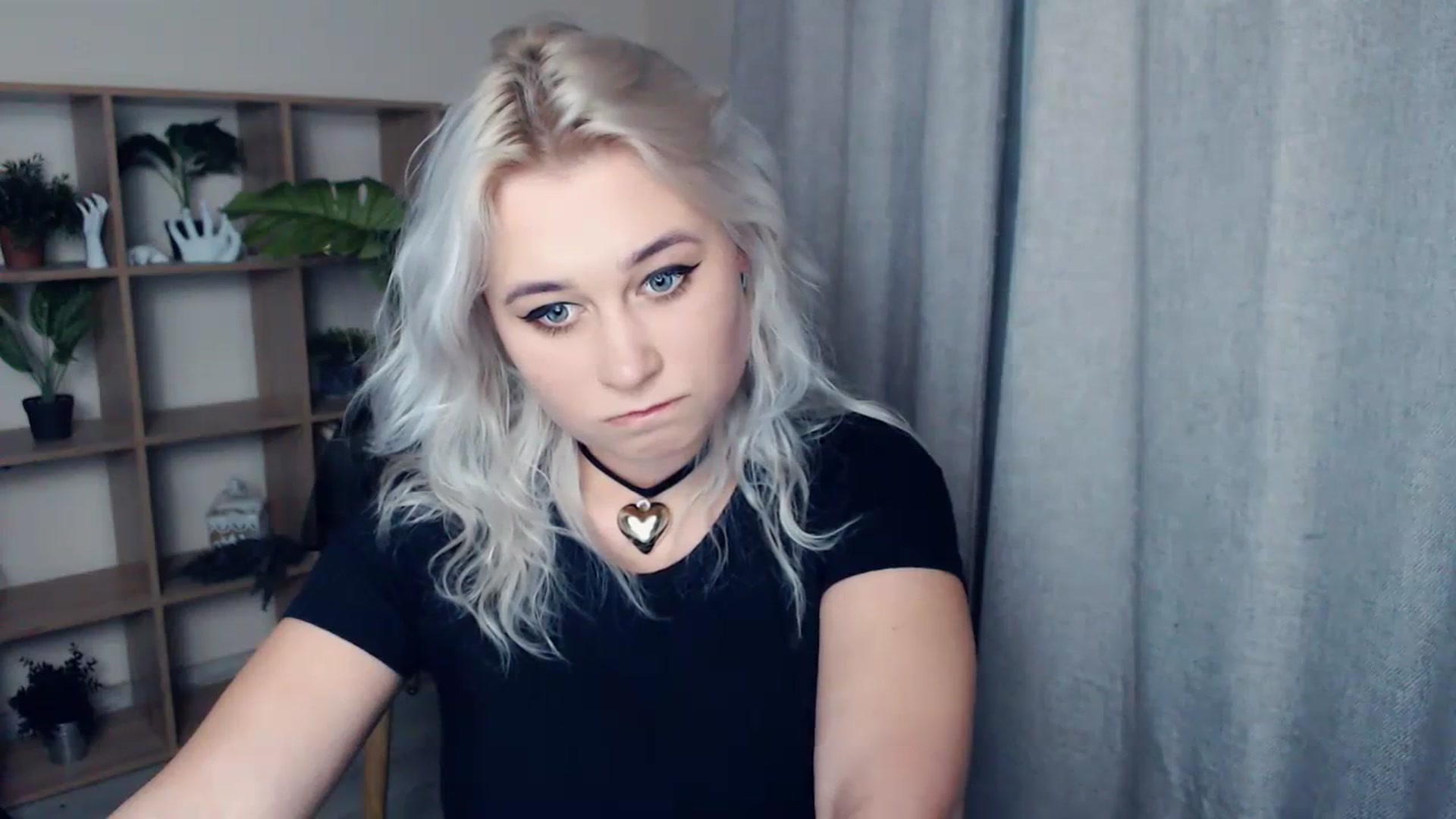Gallery image thumbnail from Kukla_kolduna's myfreecams stream on, 01/15/2024, 16:28 image 20 of 20