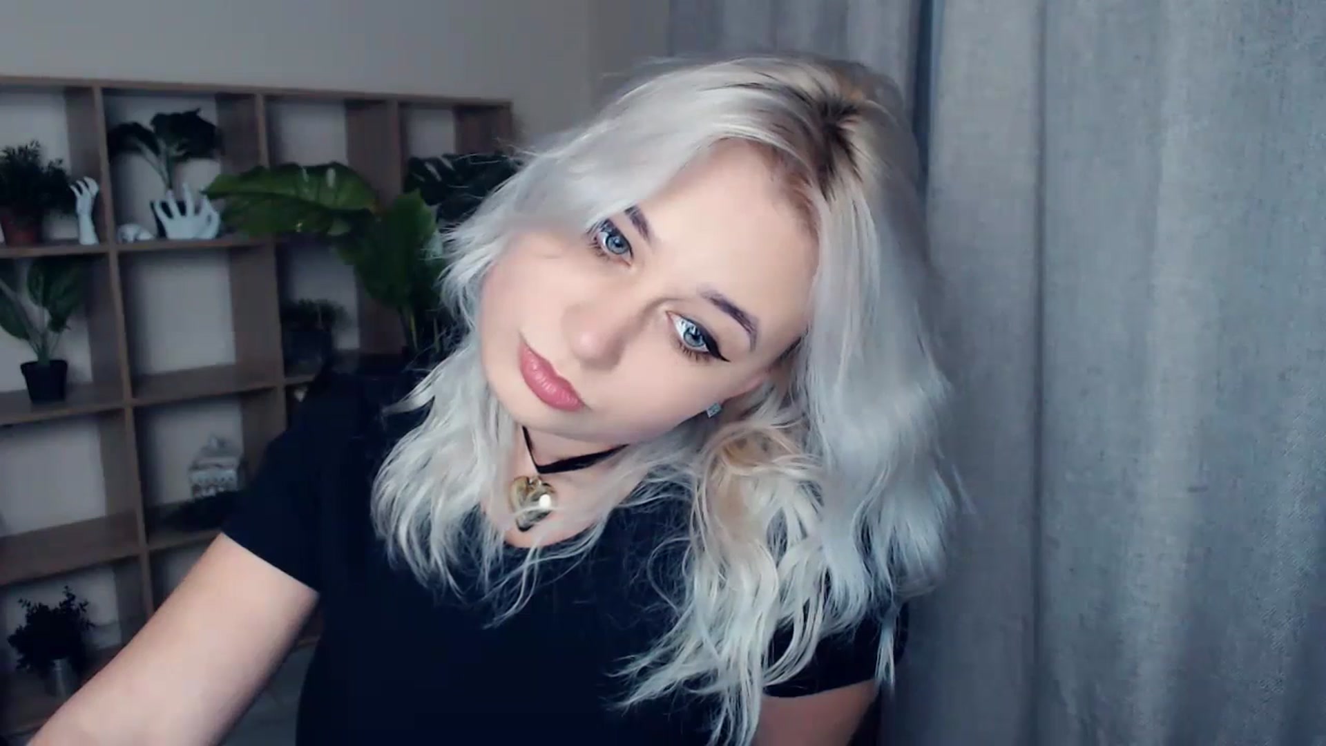 Gallery image thumbnail from Kukla_kolduna's myfreecams stream on, 01/15/2024, 16:28 image 17 of 20