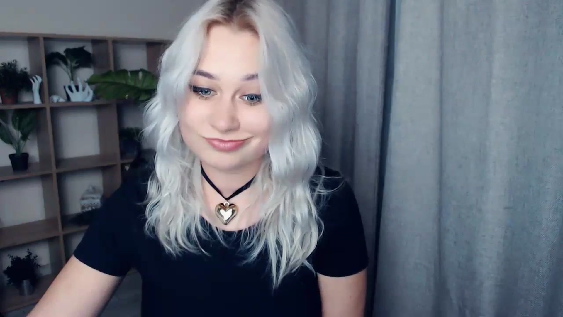 Gallery image thumbnail from Kukla_kolduna's myfreecams stream on, 01/15/2024, 16:28 image 15 of 20