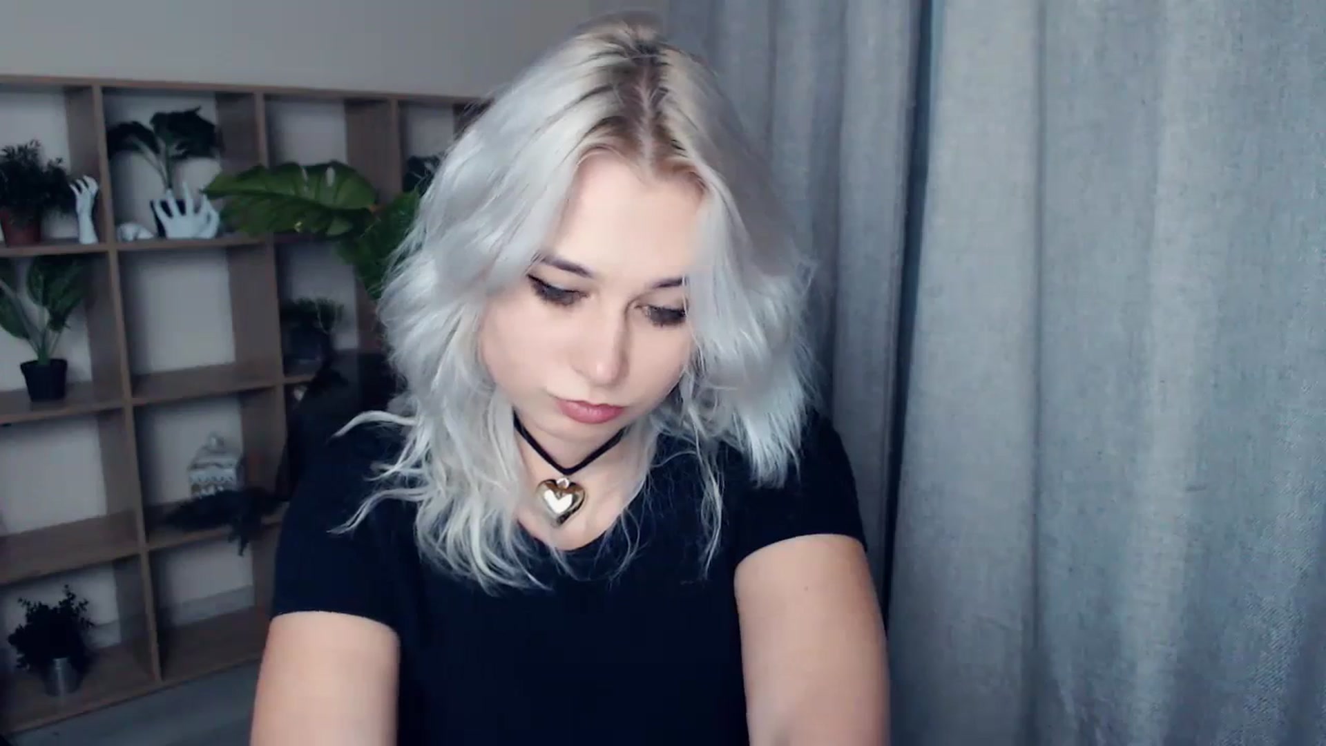 Gallery image thumbnail from Kukla_kolduna's myfreecams stream on, 01/15/2024, 16:28 image 19 of 20