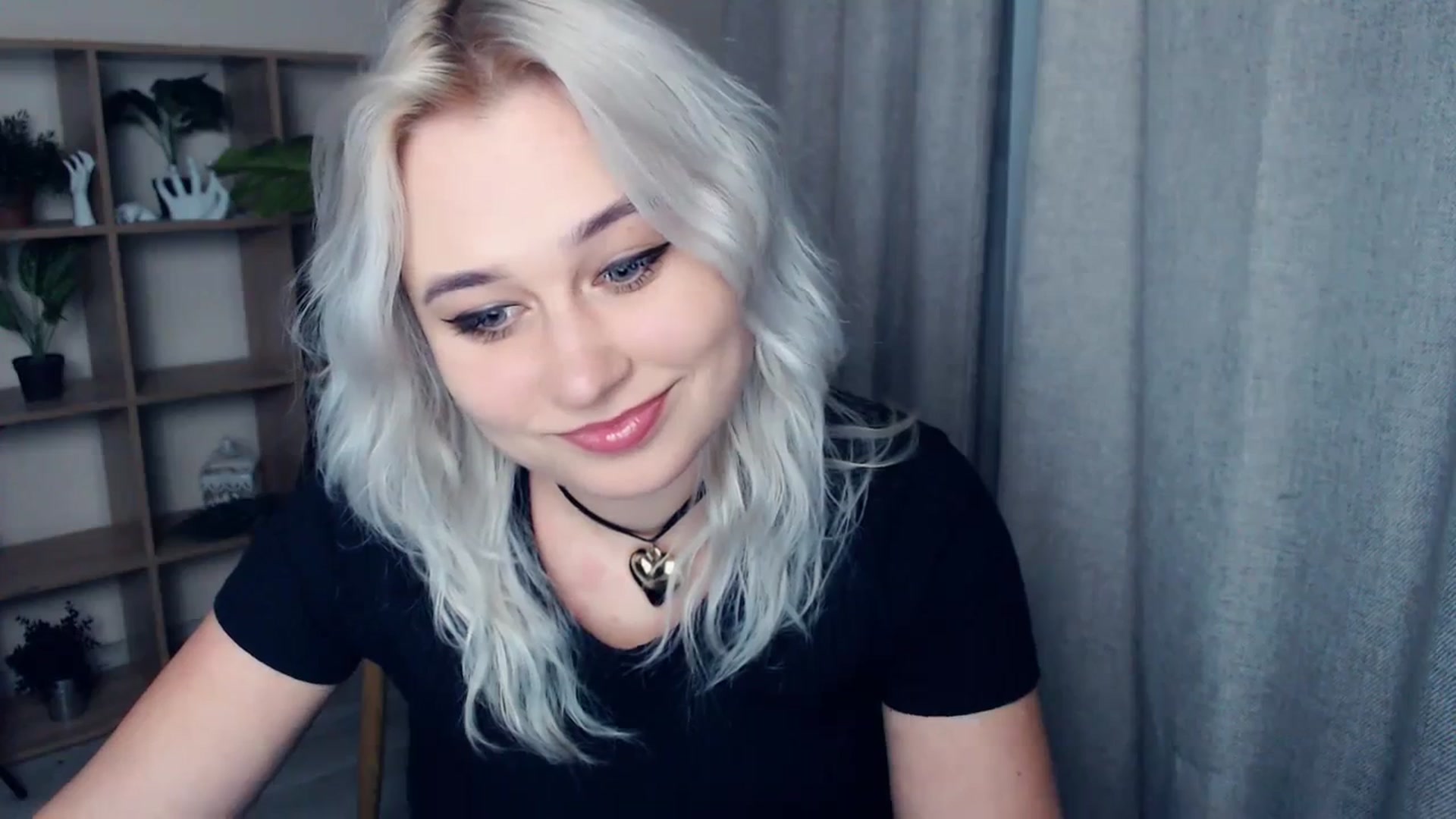 Gallery image thumbnail from Kukla_kolduna's myfreecams stream on, 01/15/2024, 18:49 image 10 of 20