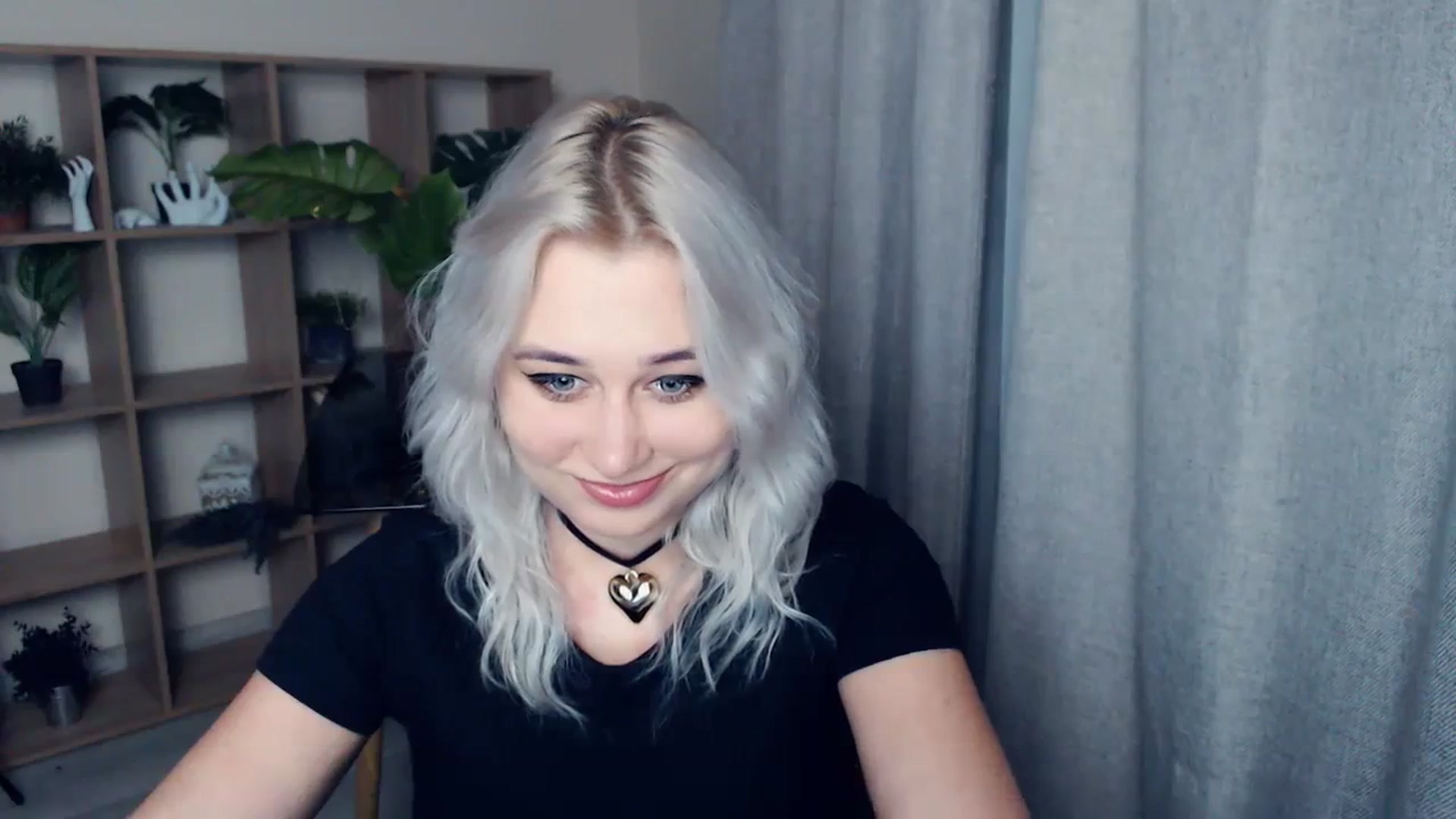 Gallery image thumbnail from Kukla_kolduna's myfreecams stream on, 01/15/2024, 18:49 image 8 of 20