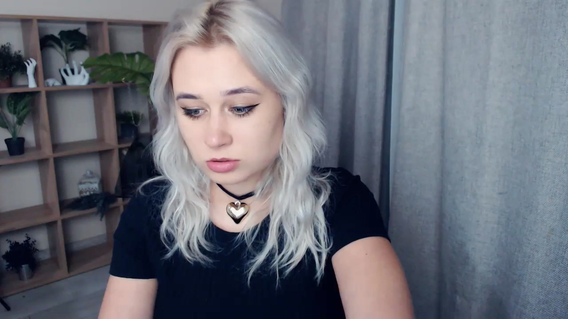 Gallery image thumbnail from Kukla_kolduna's myfreecams stream on, 01/15/2024, 19:29 image 20 of 20