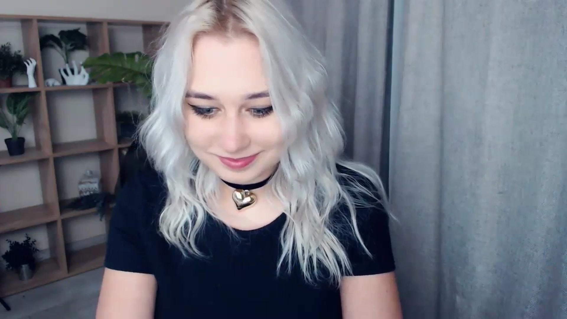 Gallery image thumbnail from Kukla_kolduna's myfreecams stream on, 01/15/2024, 19:29 image 13 of 20
