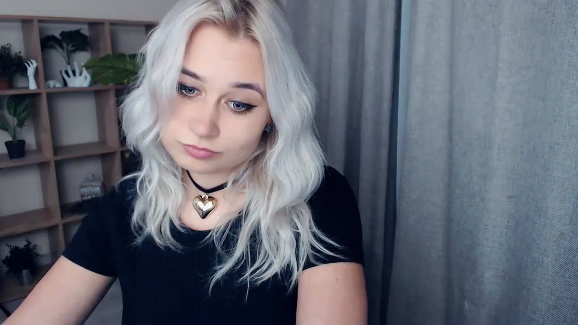Gallery image thumbnail from Kukla_kolduna's myfreecams stream on, 01/15/2024, 19:29 image 19 of 20