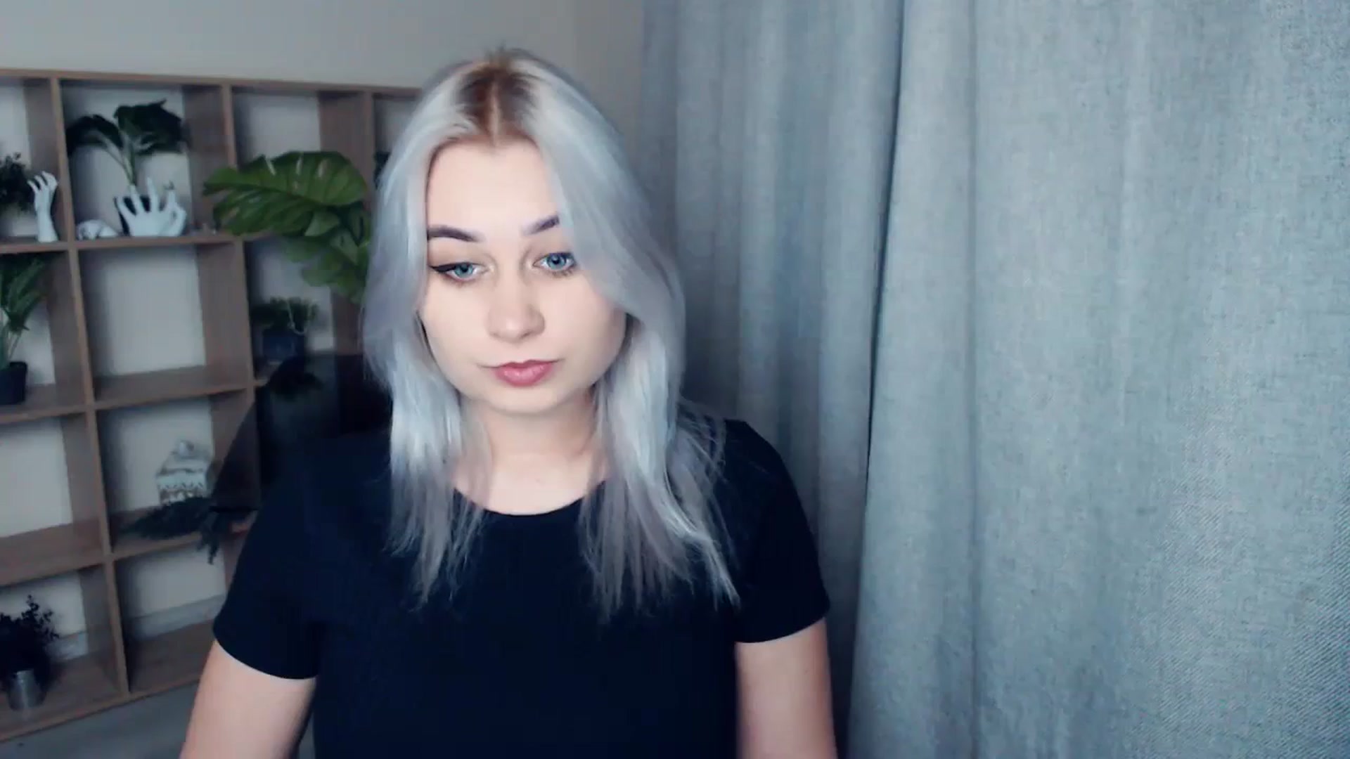 Gallery image thumbnail from Kukla_kolduna's myfreecams stream on, 01/18/2024, 16:45 image 18 of 20