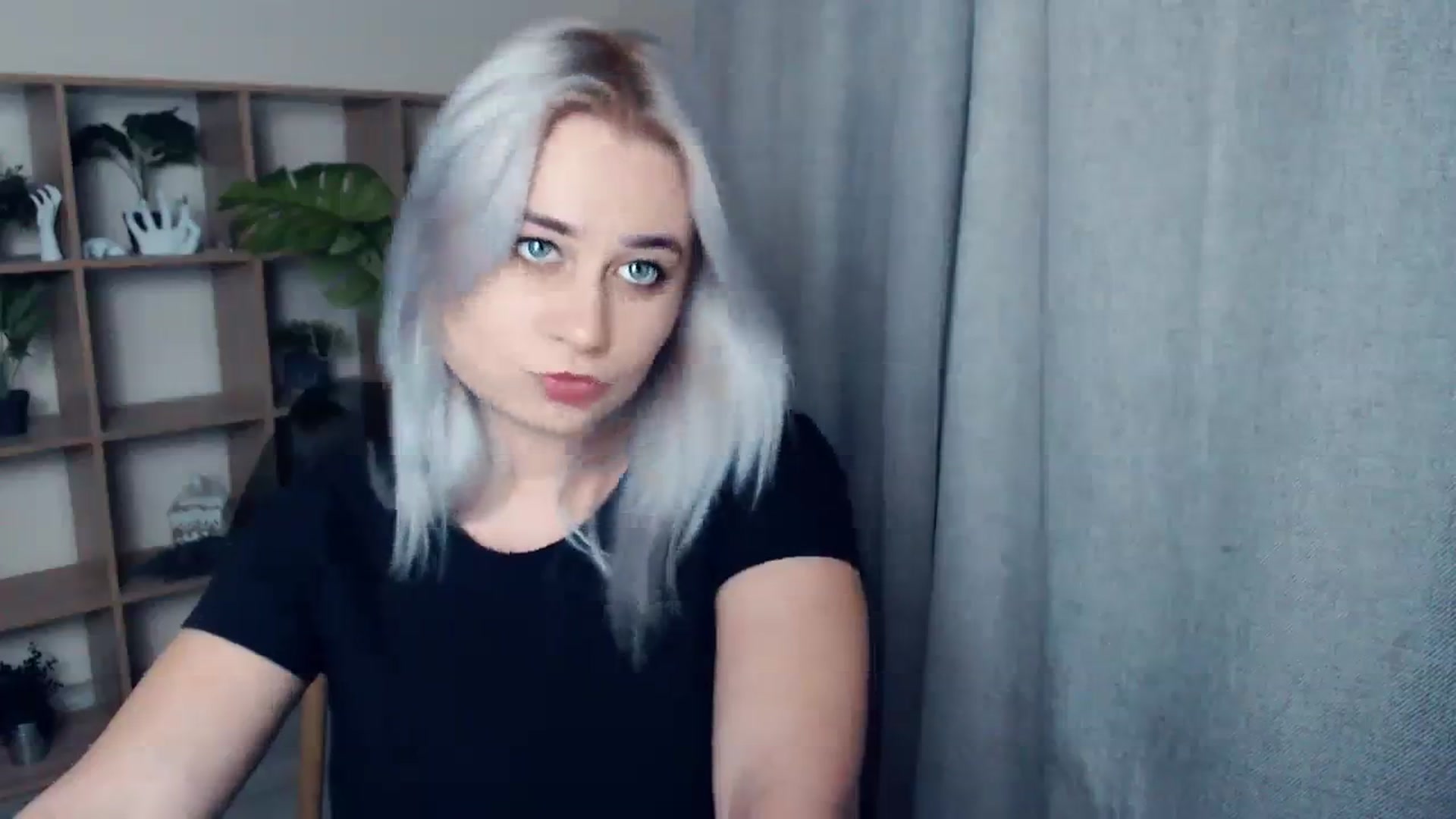 Gallery image thumbnail from Kukla_kolduna's myfreecams stream on, 01/18/2024, 16:45 image 16 of 20