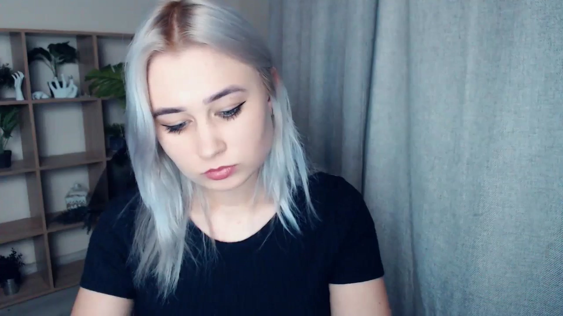 Gallery image thumbnail from Kukla_kolduna's myfreecams stream on, 01/18/2024, 16:45 image 2 of 20