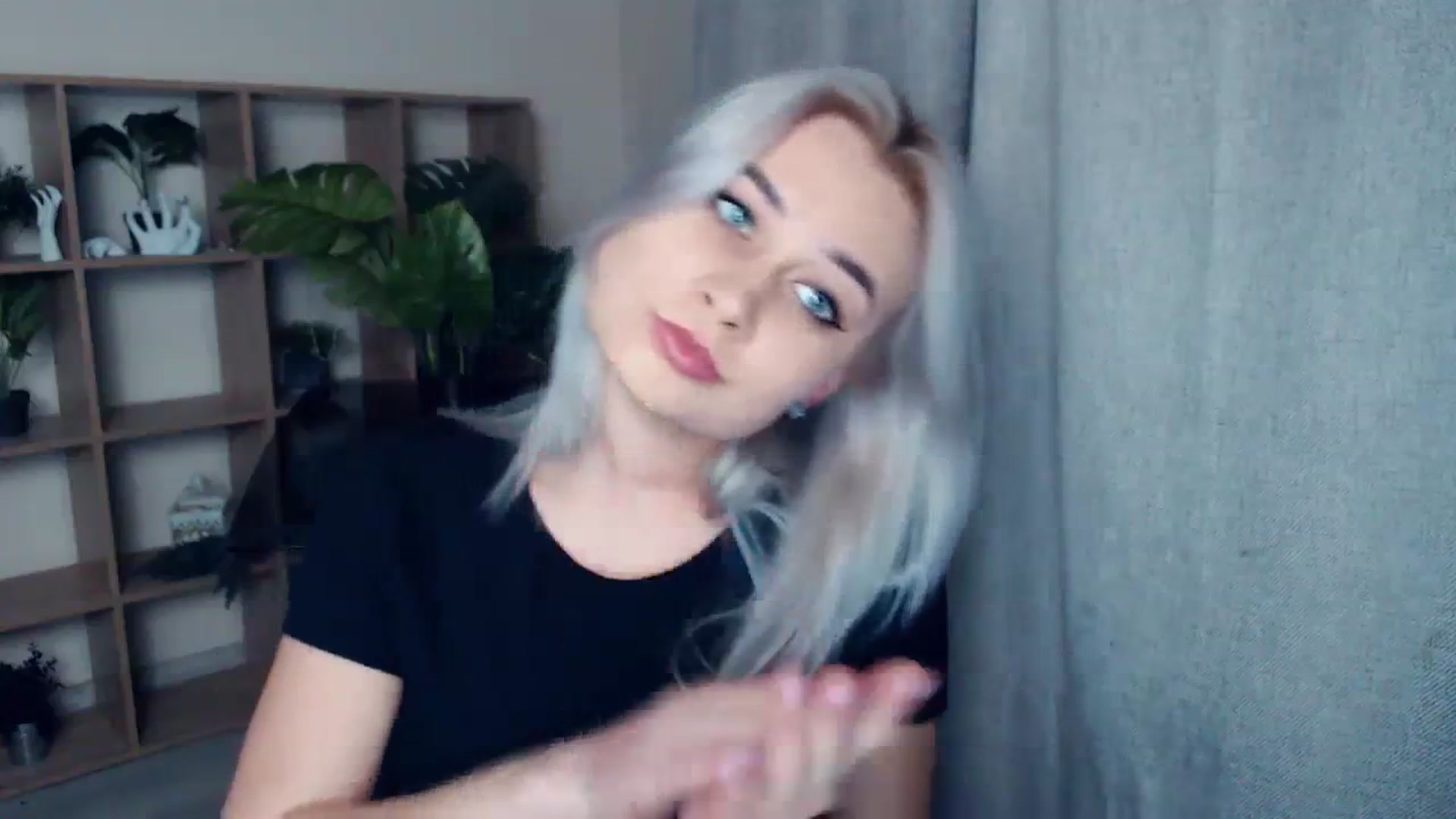 Gallery image thumbnail from Kukla_kolduna's myfreecams stream on, 01/18/2024, 16:45 image 15 of 20