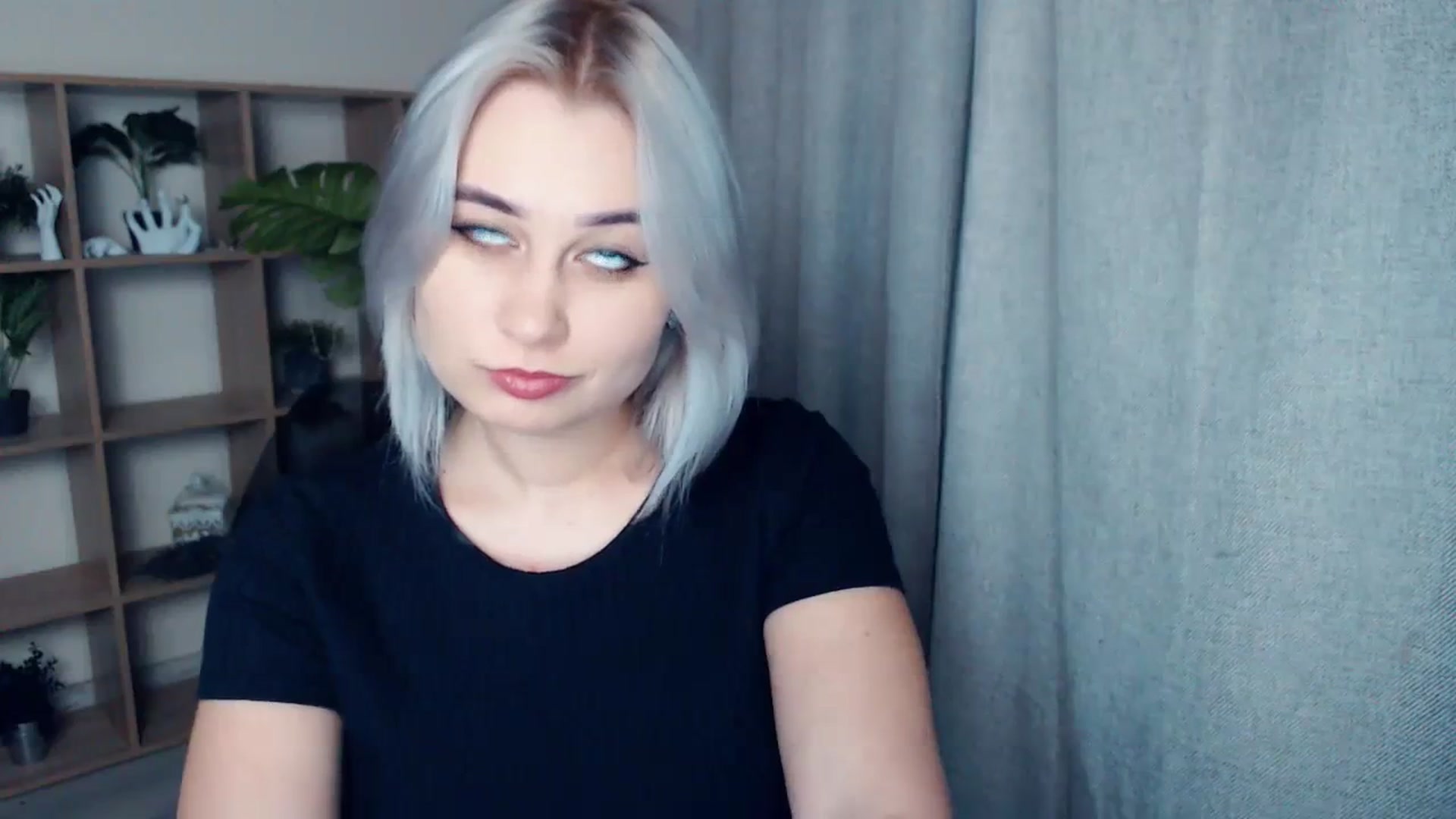 Gallery image thumbnail from Kukla_kolduna's myfreecams stream on, 01/18/2024, 16:45 image 7 of 20