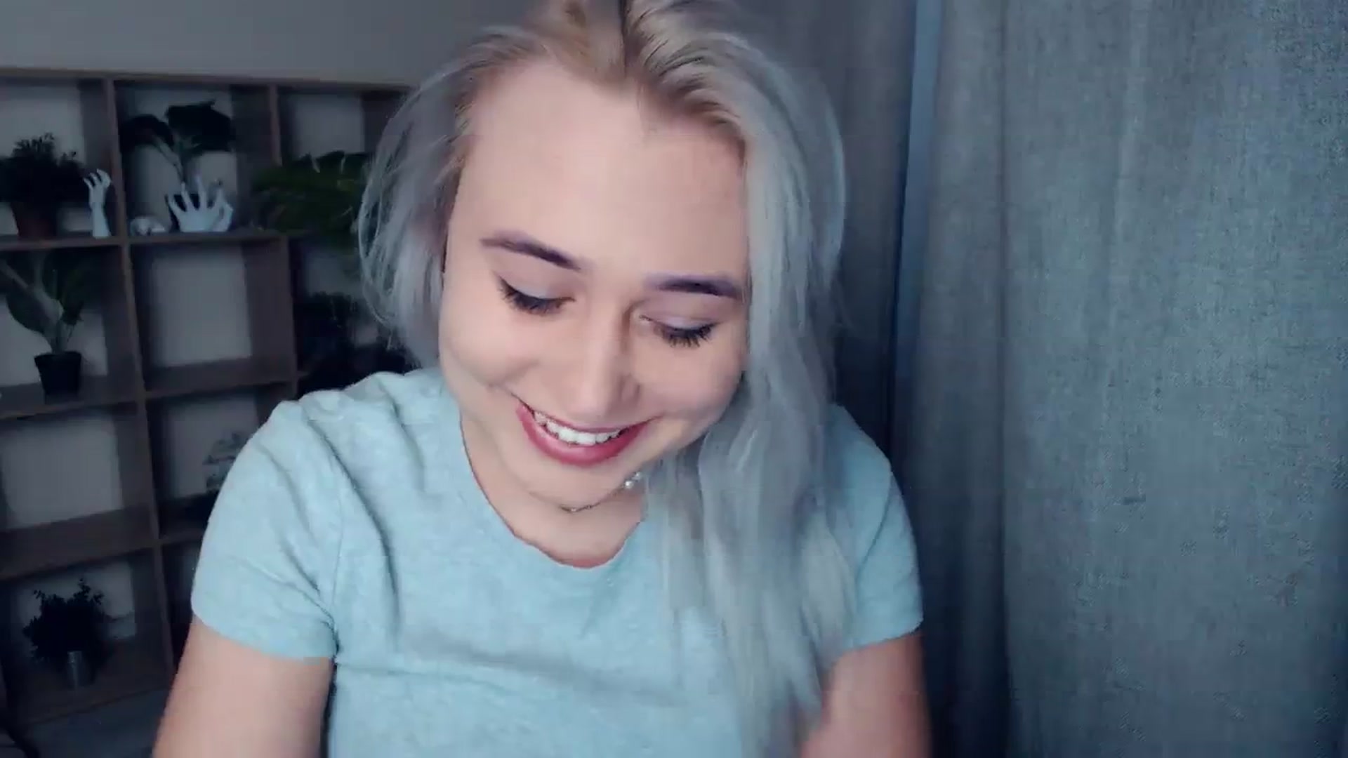 Gallery image thumbnail from Kukla_kolduna's myfreecams stream on, 01/19/2024, 15:19 image 10 of 20