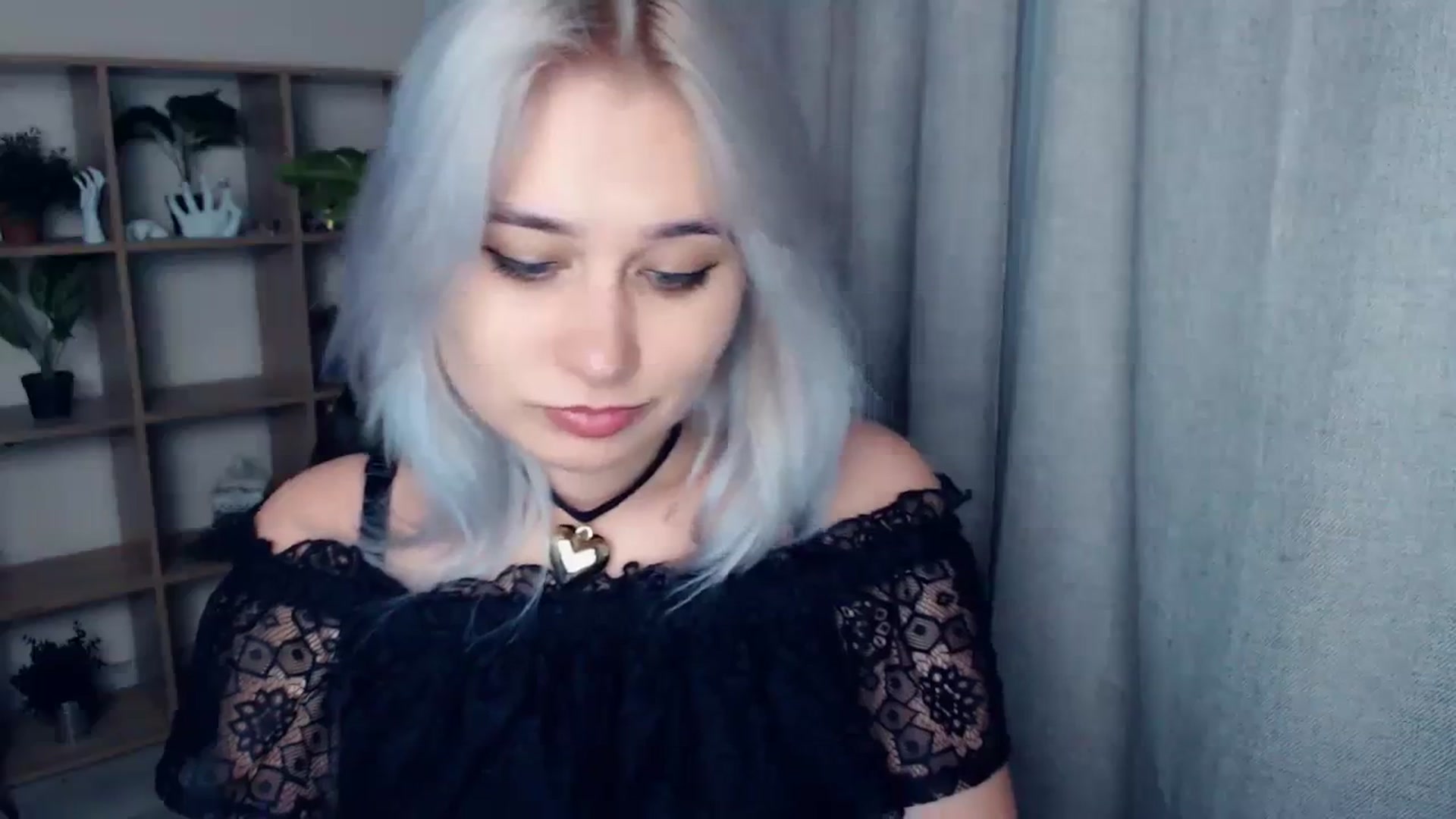 Gallery image thumbnail from Kukla_kolduna's myfreecams stream on, 01/20/2024, 17:00 image 4 of 20