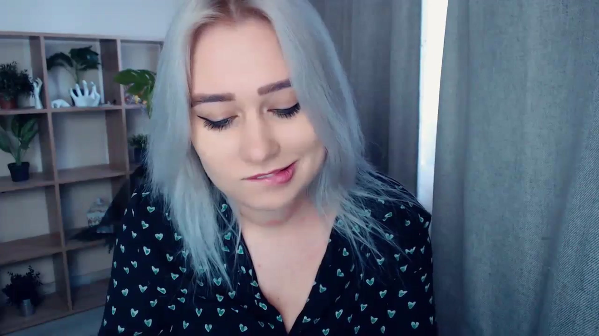 Gallery image thumbnail from Kukla_kolduna's myfreecams stream on, 01/21/2024, 10:25 image 8 of 20