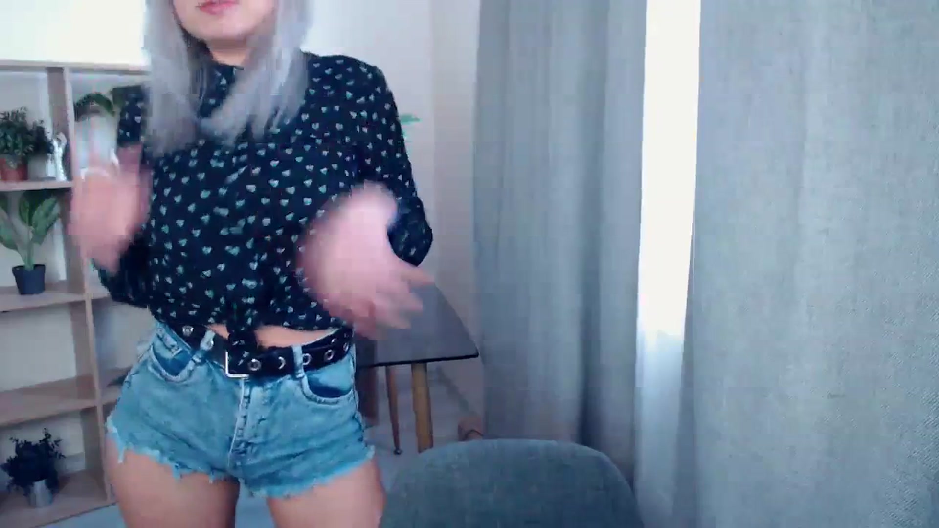 Gallery image thumbnail from Kukla_kolduna's myfreecams stream on, 01/21/2024, 12:01 image 7 of 20