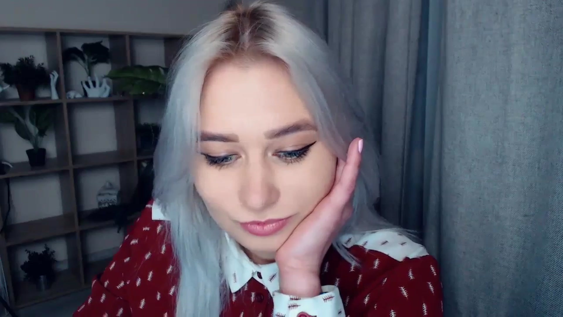 Gallery image thumbnail from Kukla_kolduna's myfreecams stream on, 01/22/2024, 17:10 image 17 of 20