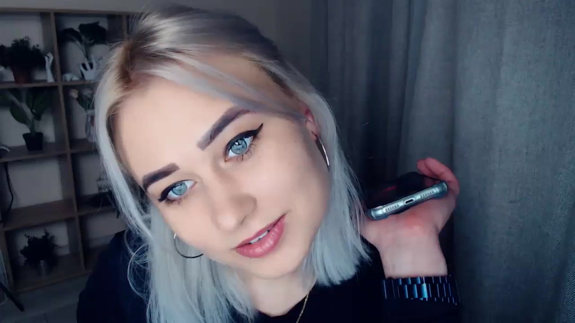 Gallery image thumbnail from Kukla_kolduna's myfreecams stream on, 01/24/2024, 16:46 image 4 of 20
