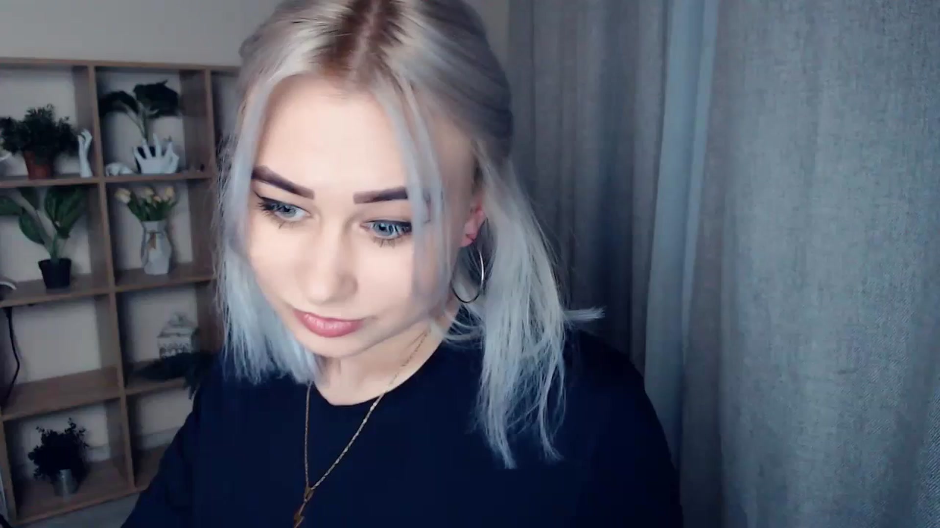 Gallery image thumbnail from Kukla_kolduna's myfreecams stream on, 01/24/2024, 16:46 image 6 of 20
