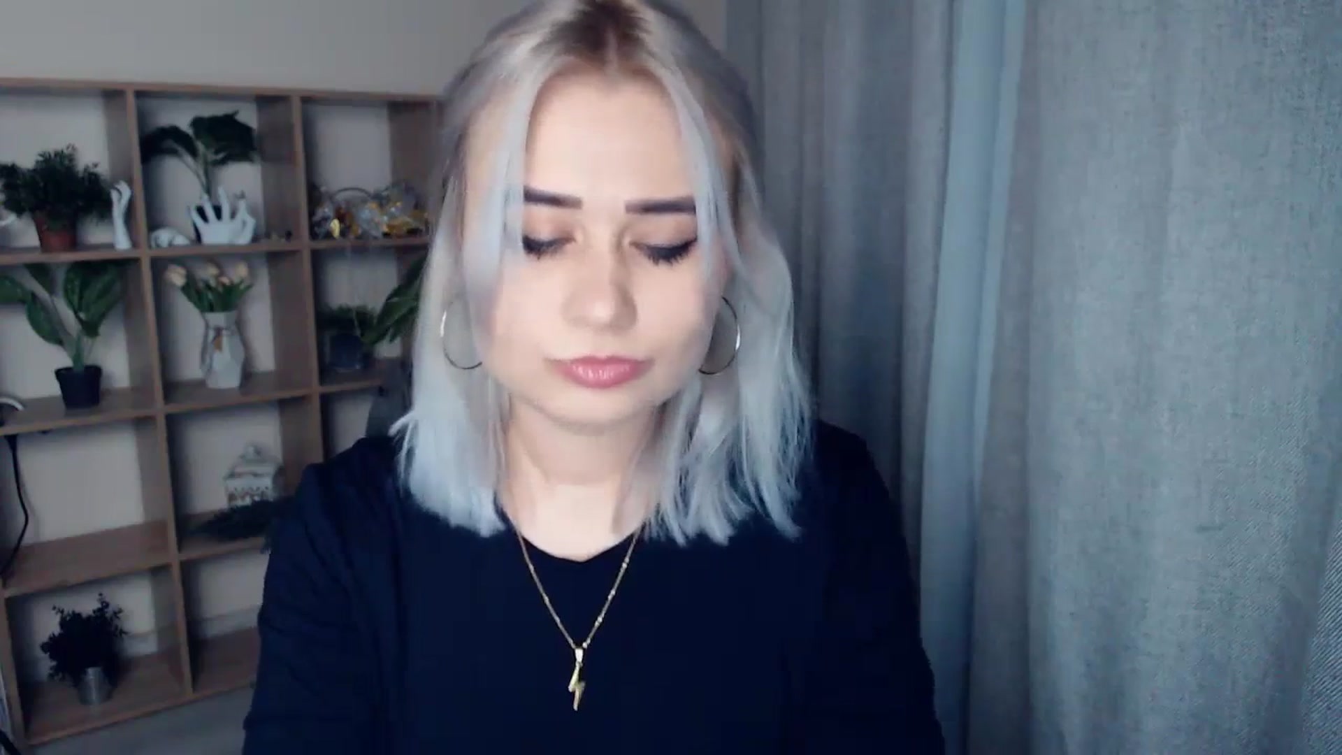 Gallery image thumbnail from Kukla_kolduna's myfreecams stream on, 01/24/2024, 16:46 image 12 of 20