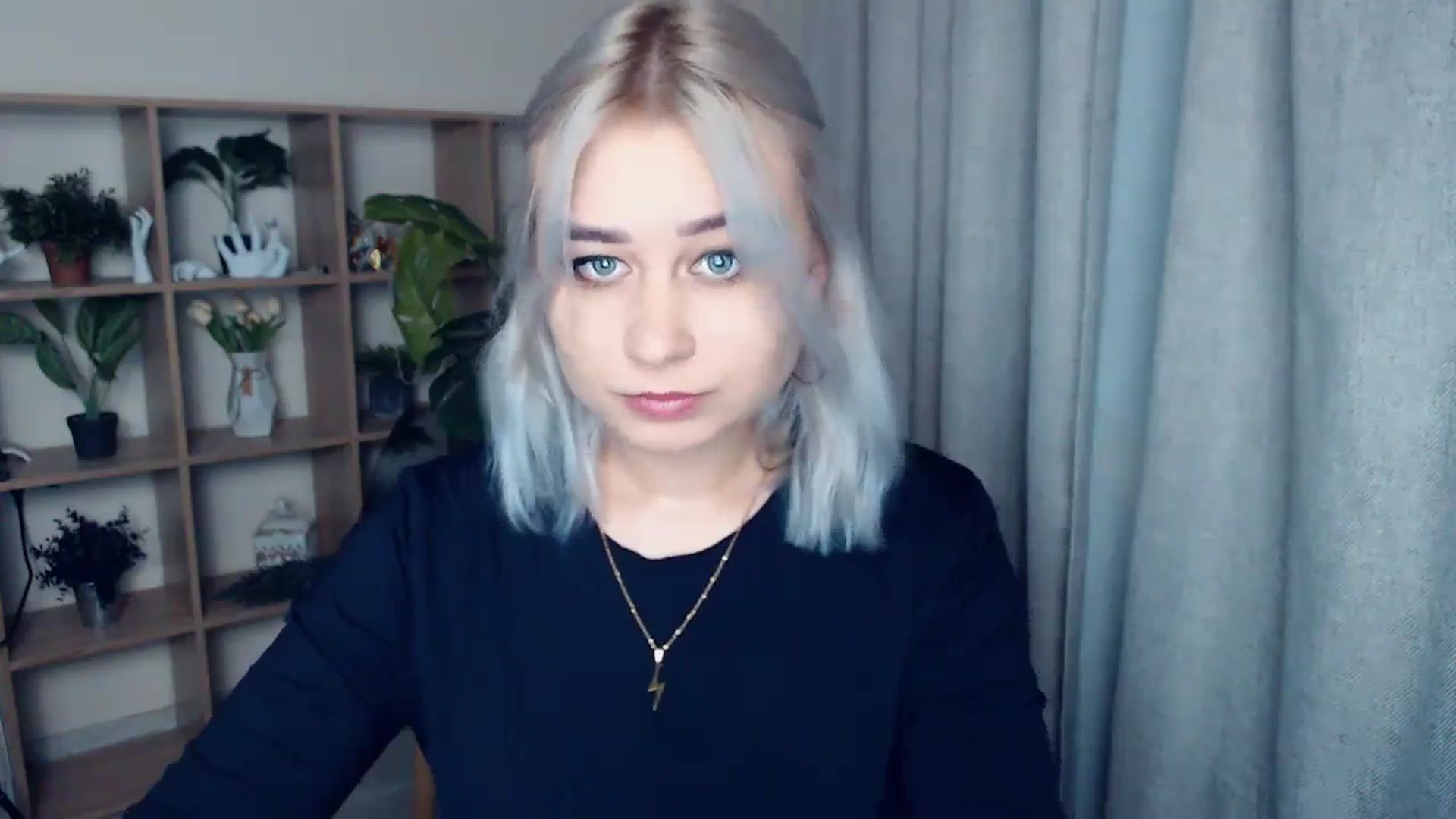 Gallery image thumbnail from Kukla_kolduna's myfreecams stream on, 01/25/2024, 16:21 image 15 of 20