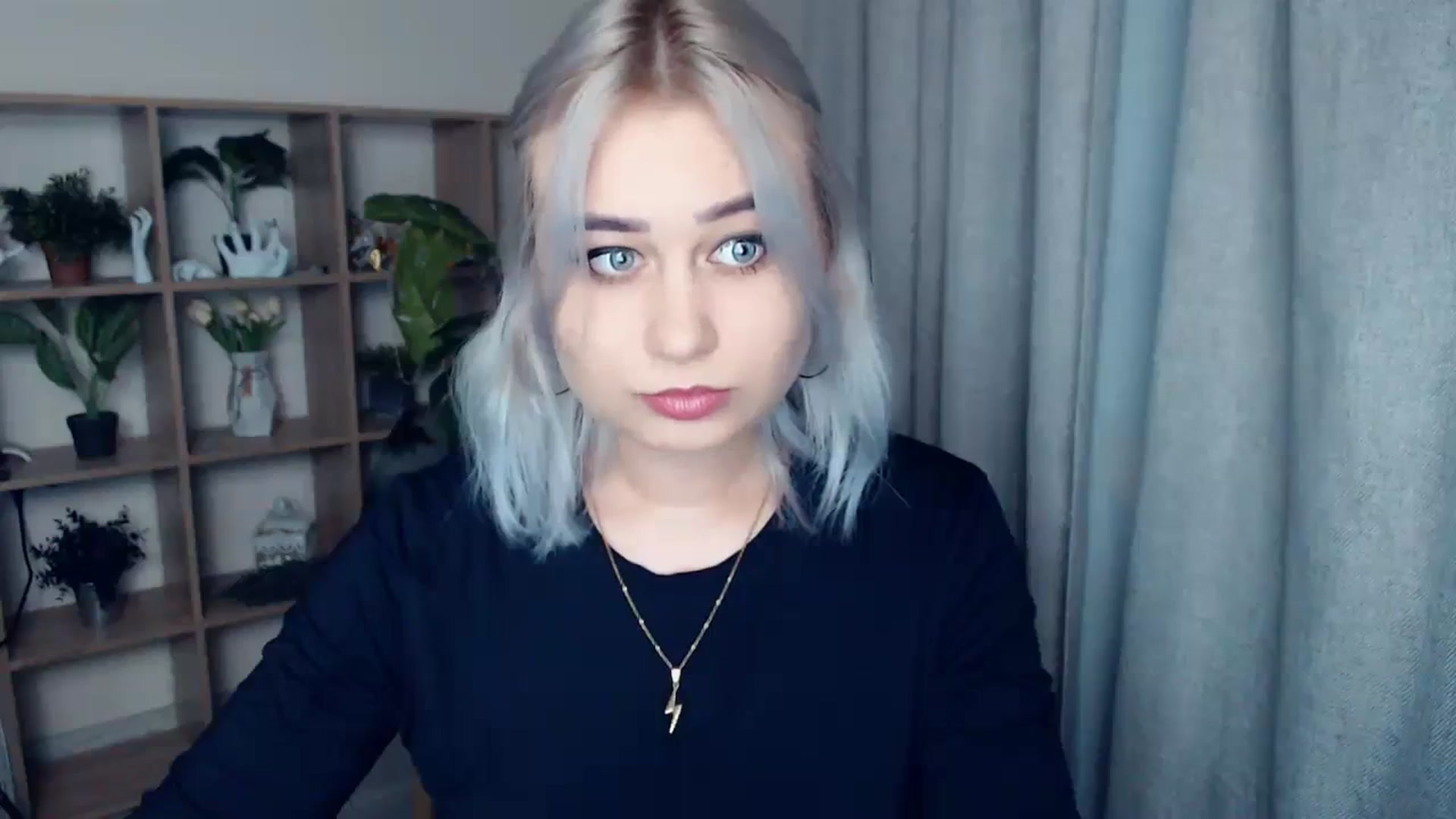 Gallery image thumbnail from Kukla_kolduna's myfreecams stream on, 01/25/2024, 16:21 image 16 of 20