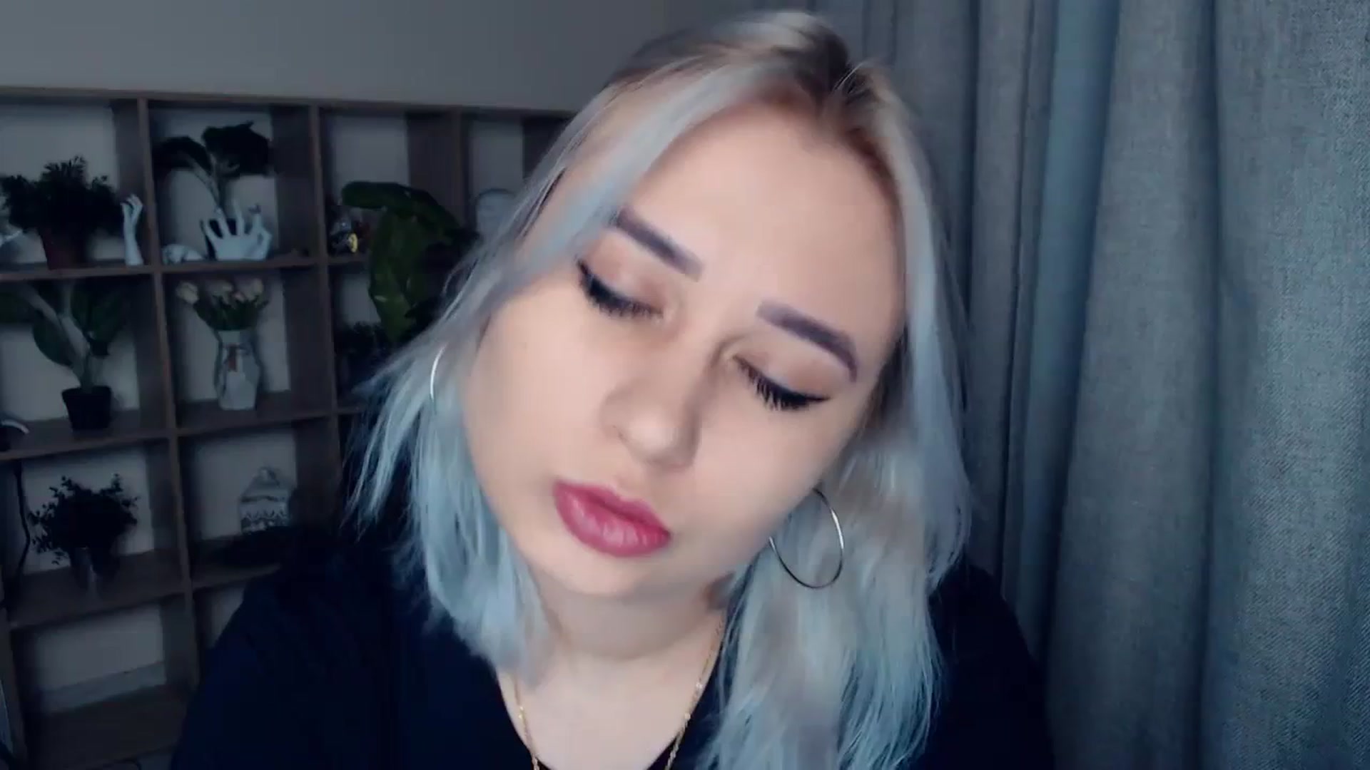 Gallery image thumbnail from Kukla_kolduna's myfreecams stream on, 01/25/2024, 16:21 image 1 of 20