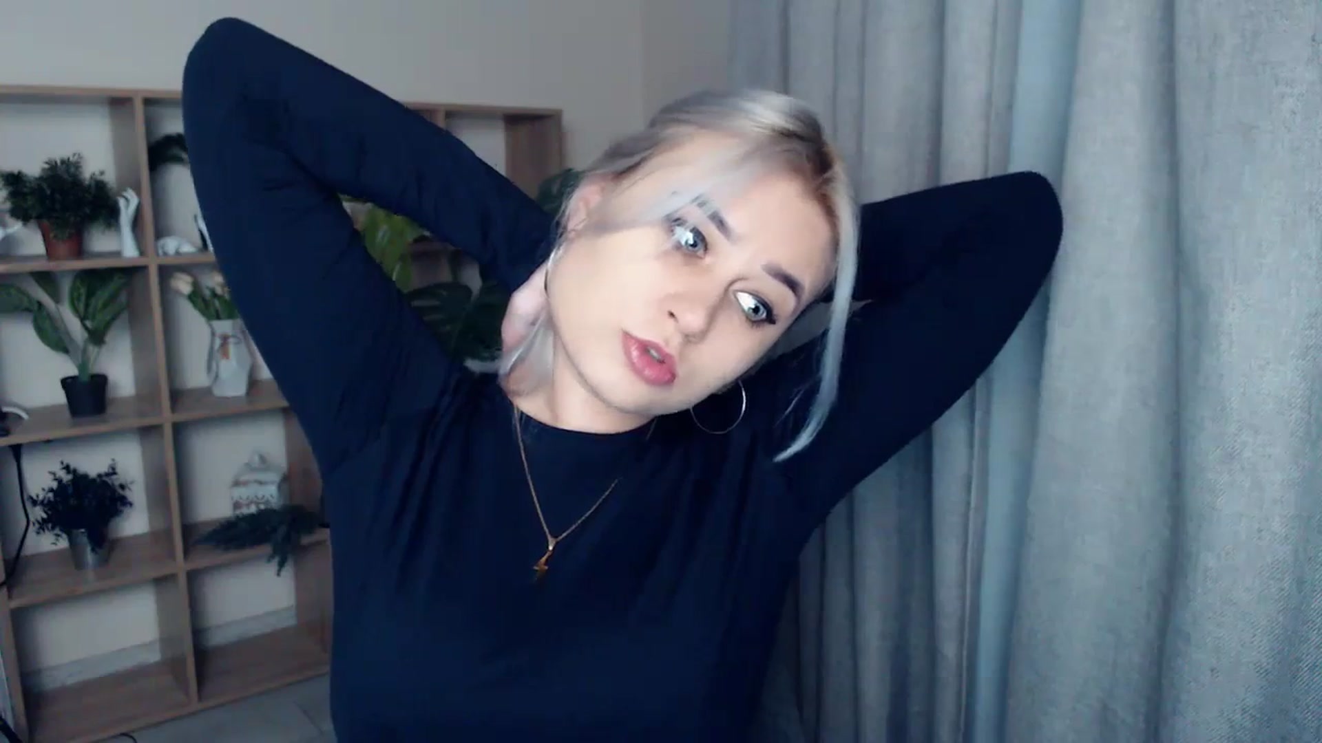 Gallery image thumbnail from Kukla_kolduna's myfreecams stream on, 01/25/2024, 16:21 image 17 of 20