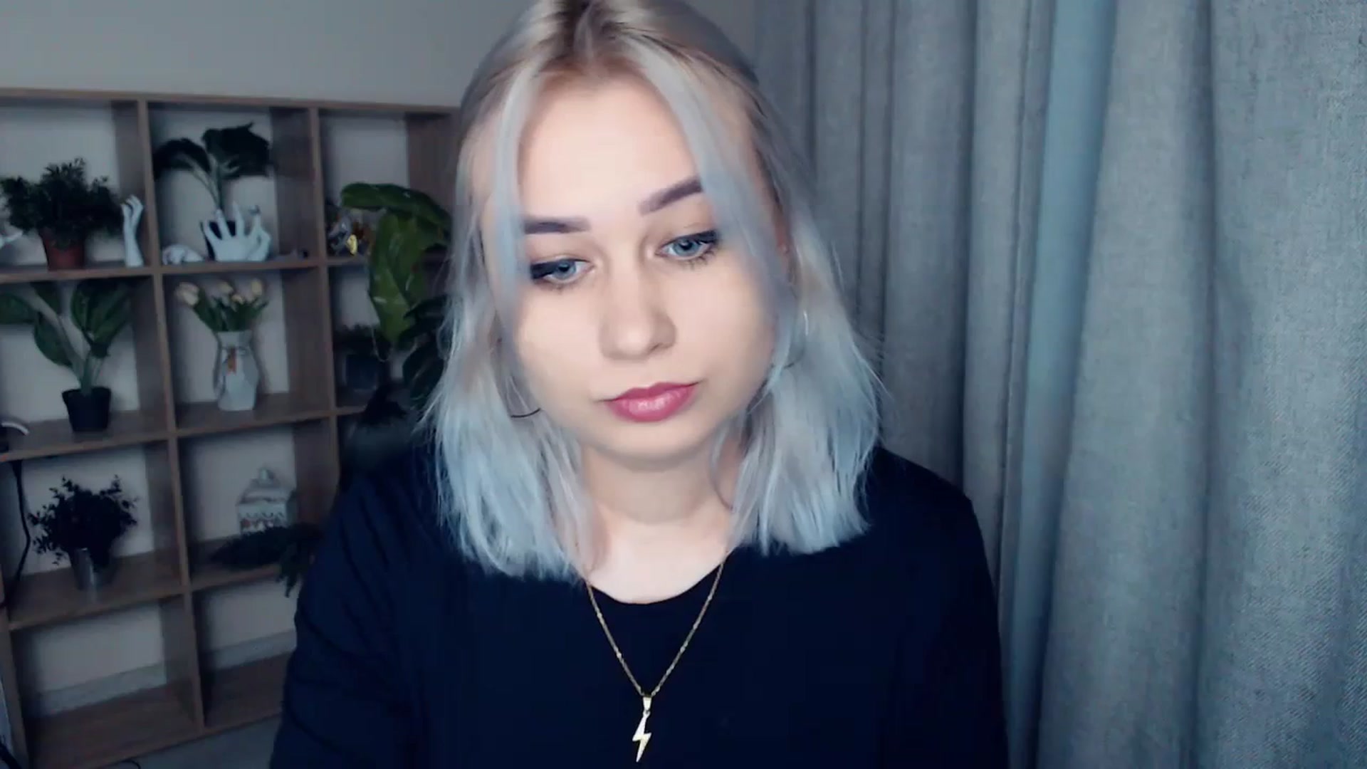 Gallery image thumbnail from Kukla_kolduna's myfreecams stream on, 01/25/2024, 16:21 image 2 of 20