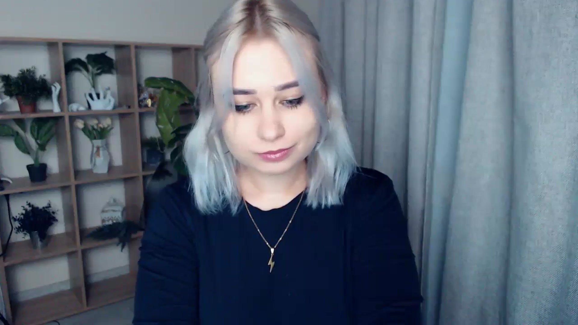 Gallery image thumbnail from Kukla_kolduna's myfreecams stream on, 01/25/2024, 16:21 image 13 of 20