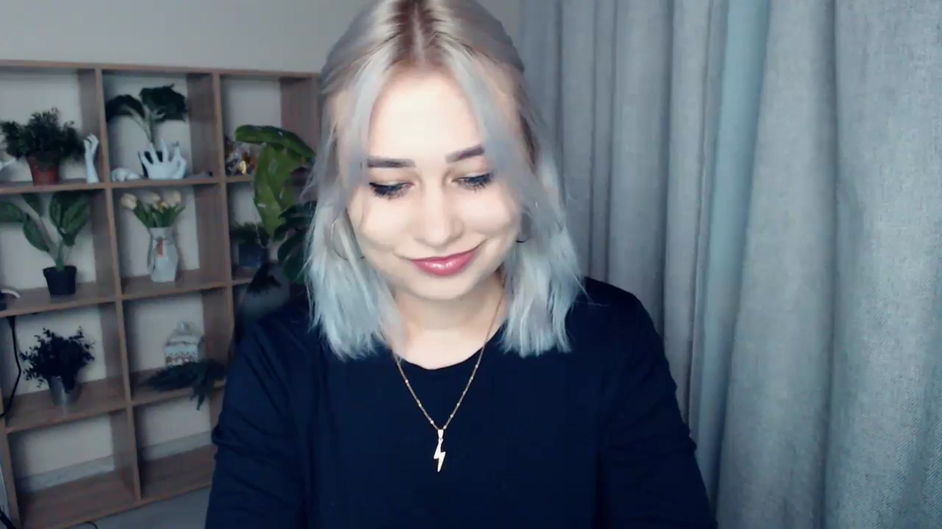 Gallery image thumbnail from Kukla_kolduna's myfreecams stream on, 01/25/2024, 16:21 image 14 of 20