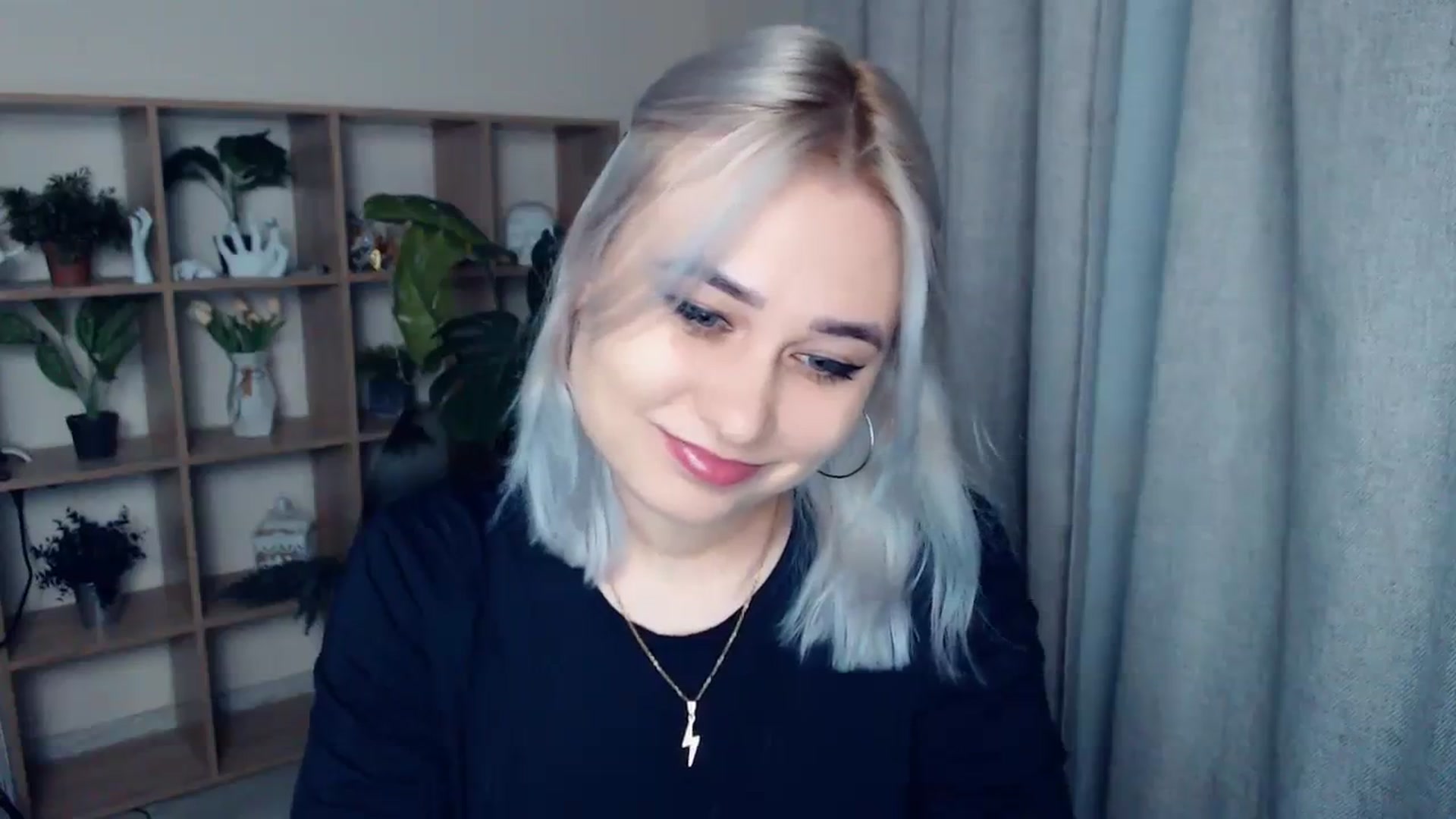 Gallery image thumbnail from Kukla_kolduna's myfreecams stream on, 01/25/2024, 16:21 image 6 of 20