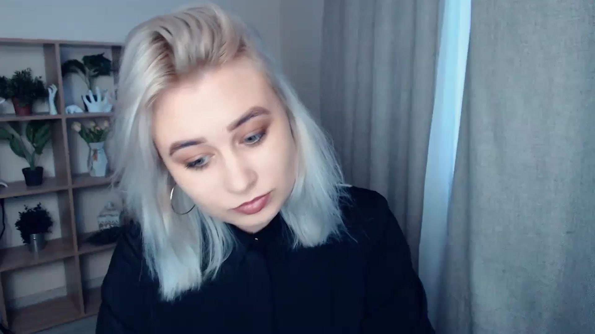 Gallery image thumbnail from Kukla_kolduna's myfreecams stream on, 01/28/2024, 14:55 image 4 of 20
