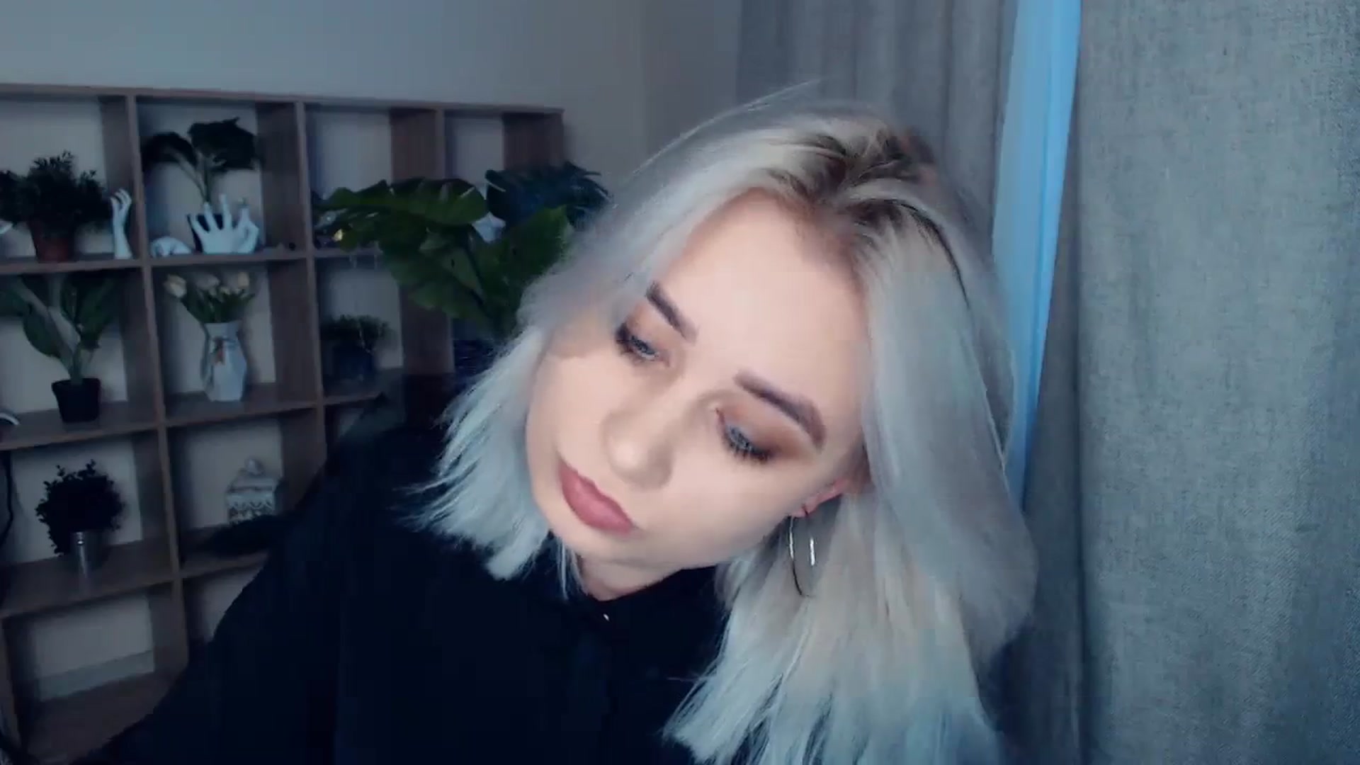 Gallery image thumbnail from Kukla_kolduna's myfreecams stream on, 01/28/2024, 14:55 image 12 of 20