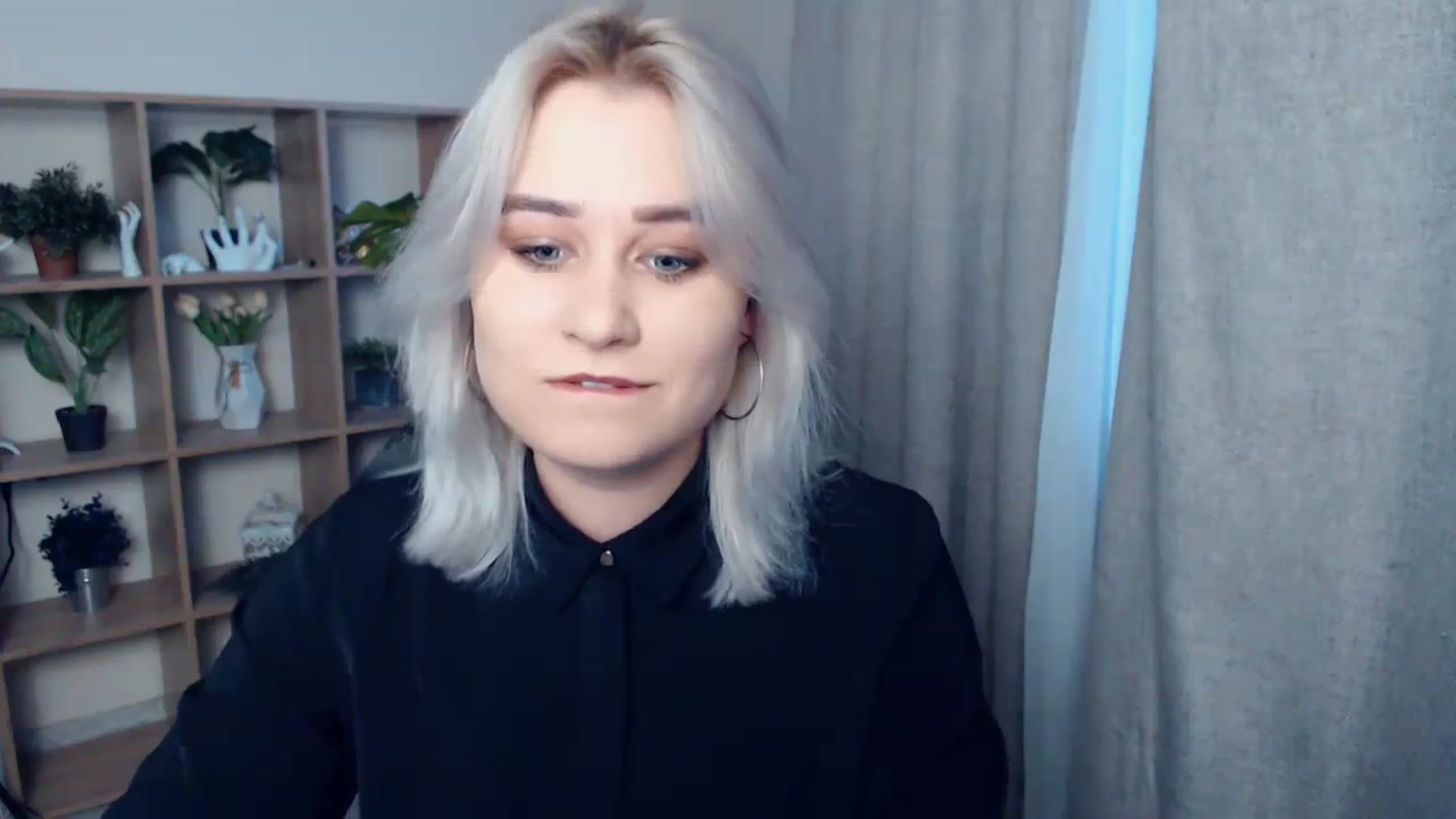 Gallery image thumbnail from Kukla_kolduna's myfreecams stream on, 01/28/2024, 14:55 image 11 of 20