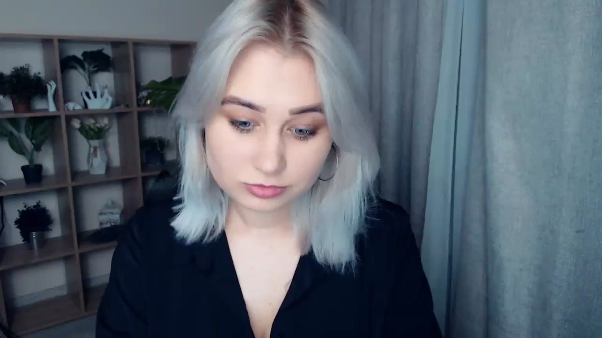 Gallery image thumbnail from Kukla_kolduna's myfreecams stream on, 01/28/2024, 16:55 image 13 of 20