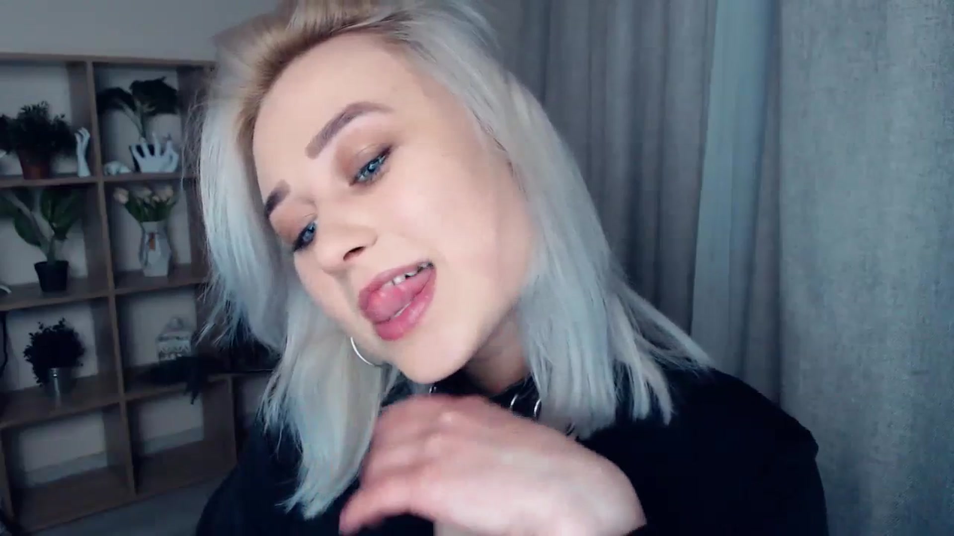 Gallery image thumbnail from Kukla_kolduna's myfreecams stream on, 01/28/2024, 16:55 image 16 of 20