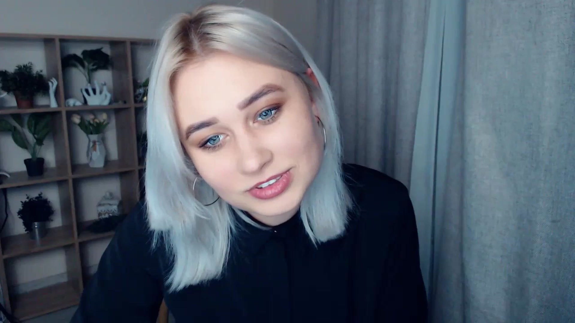 Gallery image thumbnail from Kukla_kolduna's myfreecams stream on, 01/28/2024, 16:55 image 4 of 20