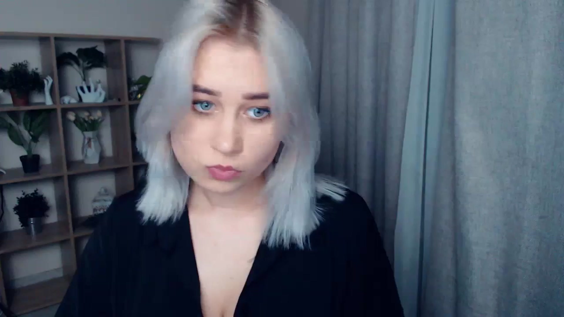 Gallery image thumbnail from Kukla_kolduna's myfreecams stream on, 01/28/2024, 16:55 image 12 of 20