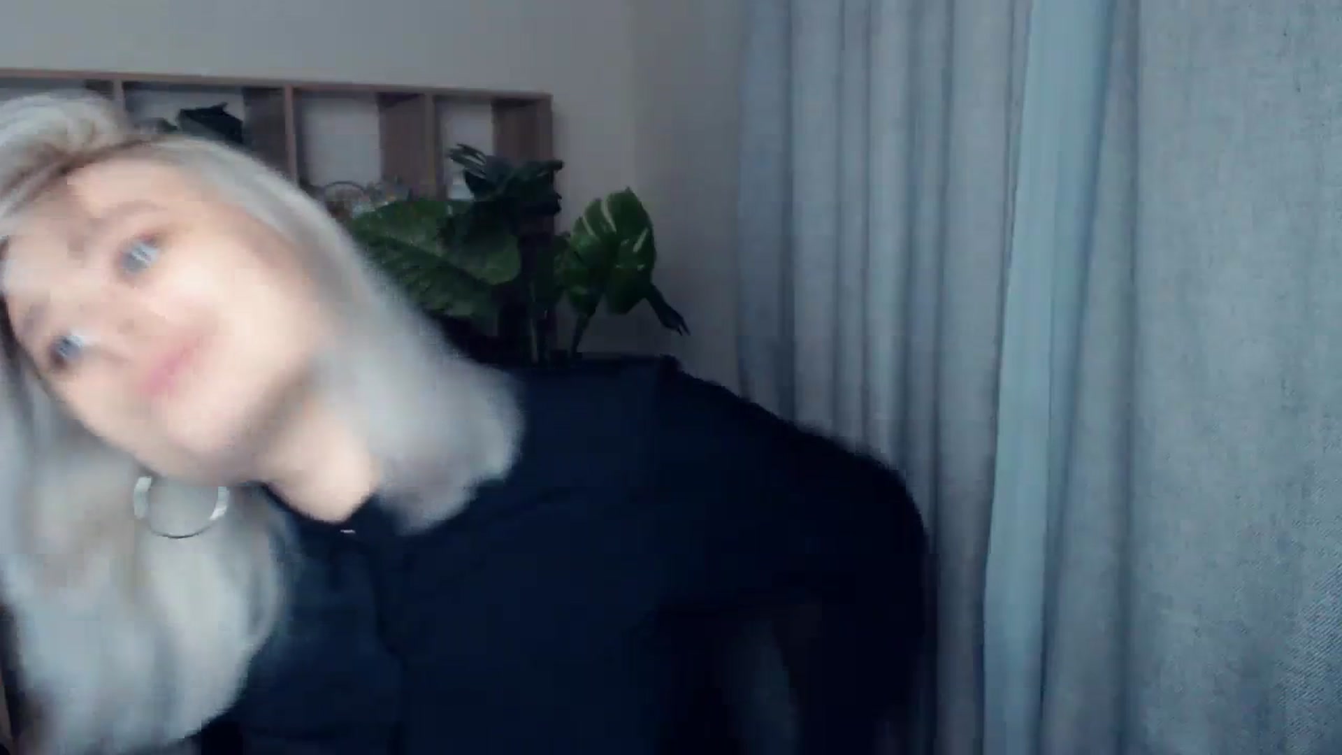 Gallery image thumbnail from Kukla_kolduna's myfreecams stream on, 01/28/2024, 18:58 image 5 of 20
