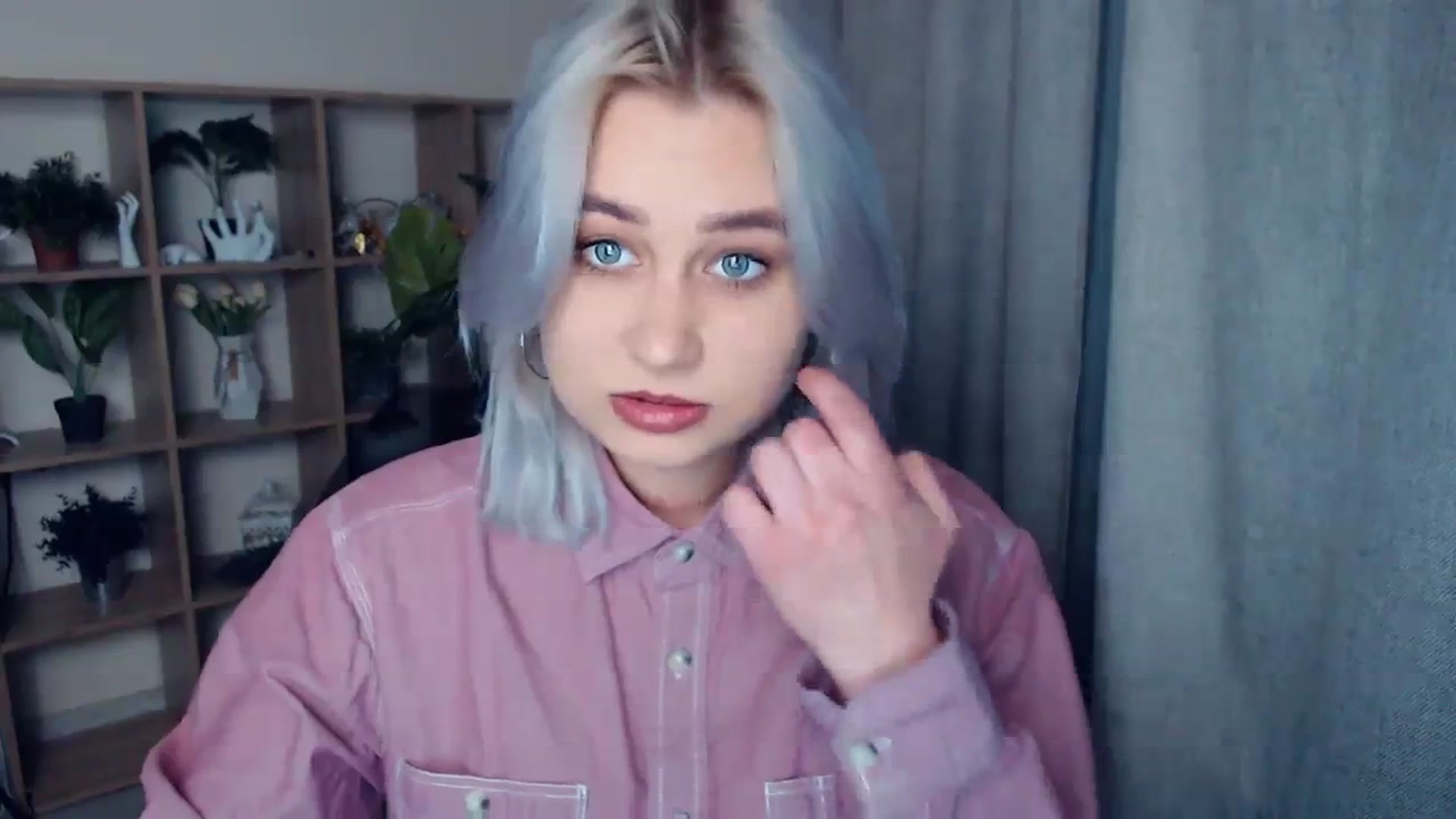 Gallery image thumbnail from Kukla_kolduna's myfreecams stream on, 01/29/2024, 15:35 image 10 of 20