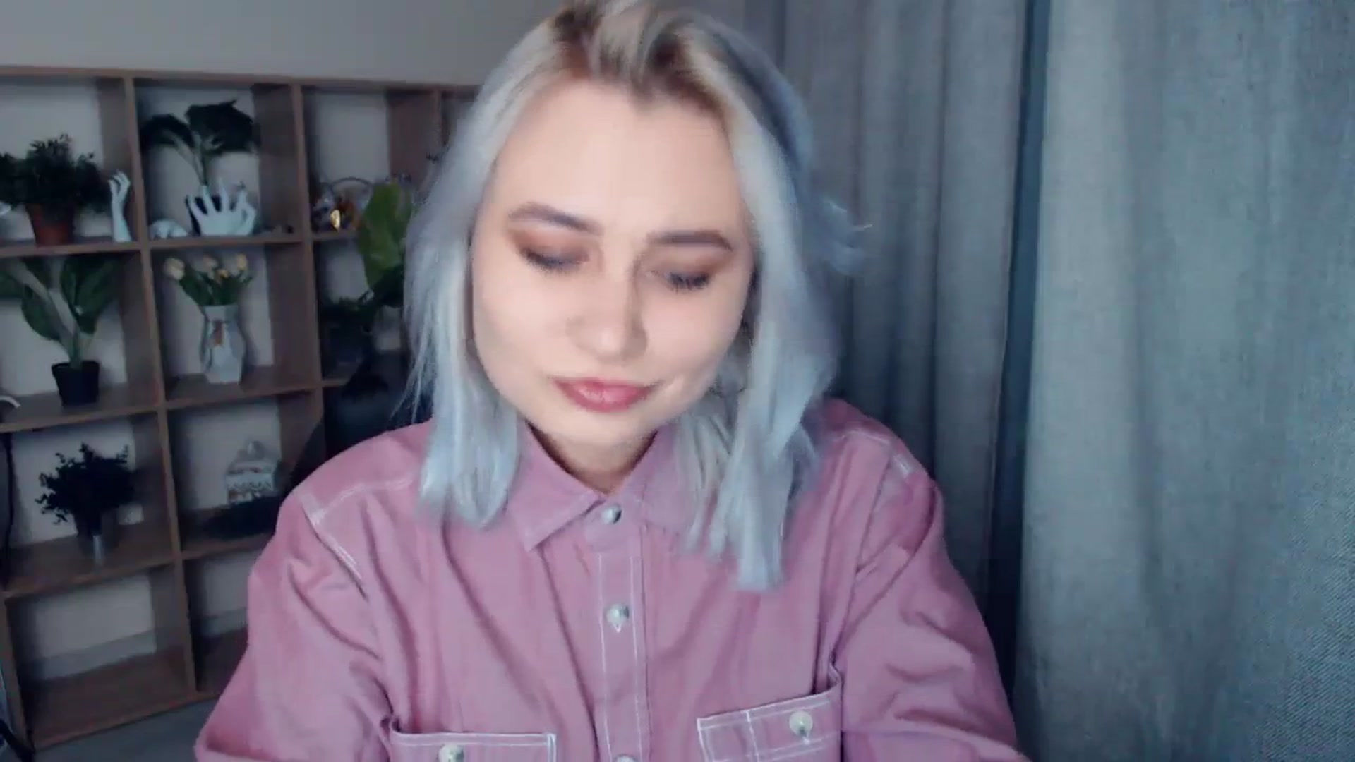 Gallery image thumbnail from Kukla_kolduna's myfreecams stream on, 01/29/2024, 15:35 image 15 of 20