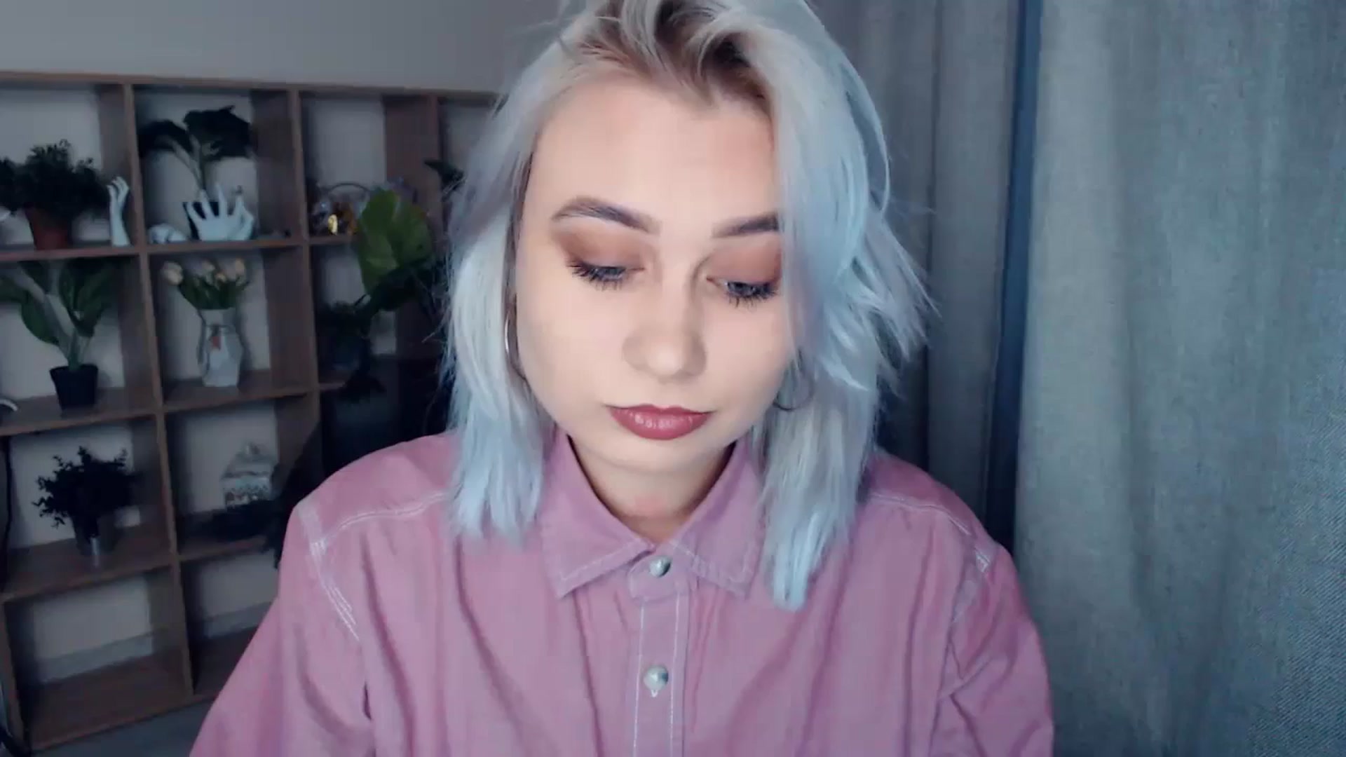 Gallery image thumbnail from Kukla_kolduna's myfreecams stream on, 01/29/2024, 15:35 image 1 of 20