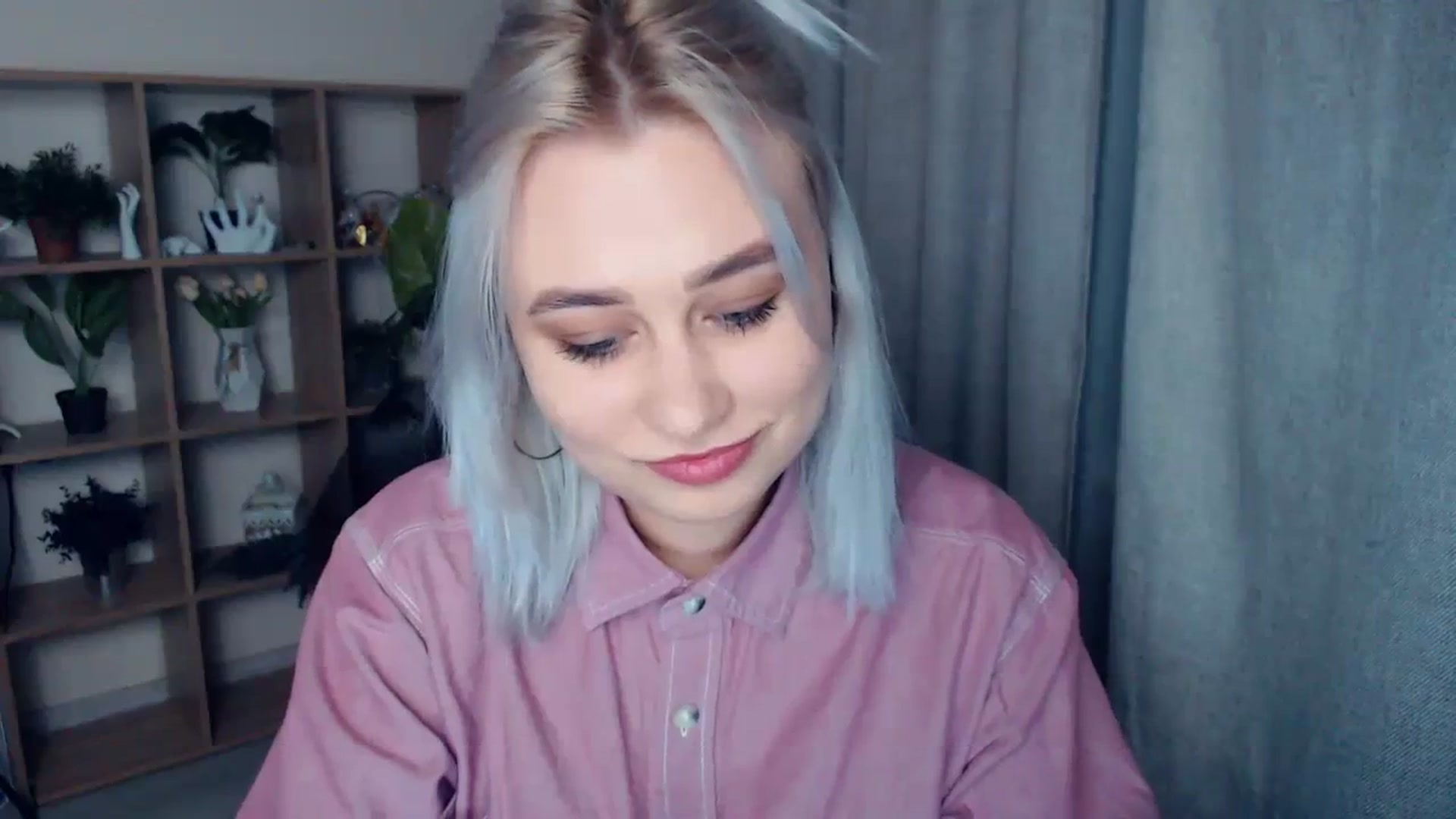 Gallery image thumbnail from Kukla_kolduna's myfreecams stream on, 01/29/2024, 16:52 image 15 of 20