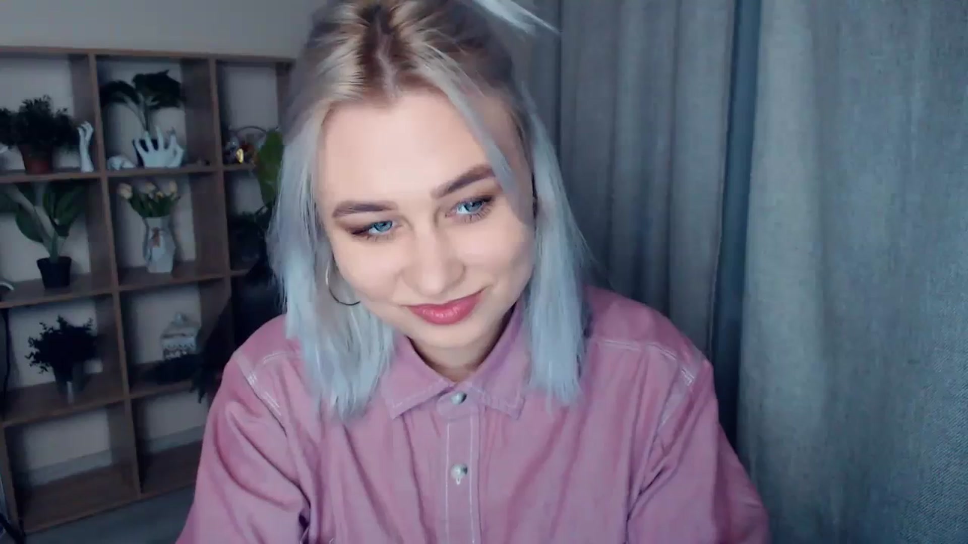 Gallery image thumbnail from Kukla_kolduna's myfreecams stream on, 01/29/2024, 16:52 image 17 of 20