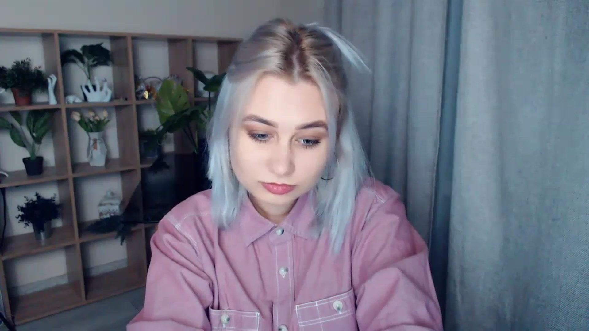 Gallery image thumbnail from Kukla_kolduna's myfreecams stream on, 01/29/2024, 16:52 image 18 of 20