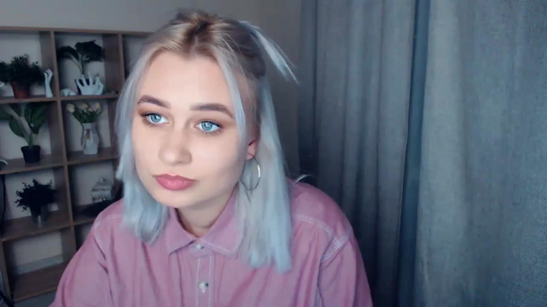 Gallery image thumbnail from Kukla_kolduna's myfreecams stream on, 01/29/2024, 16:52 image 12 of 20